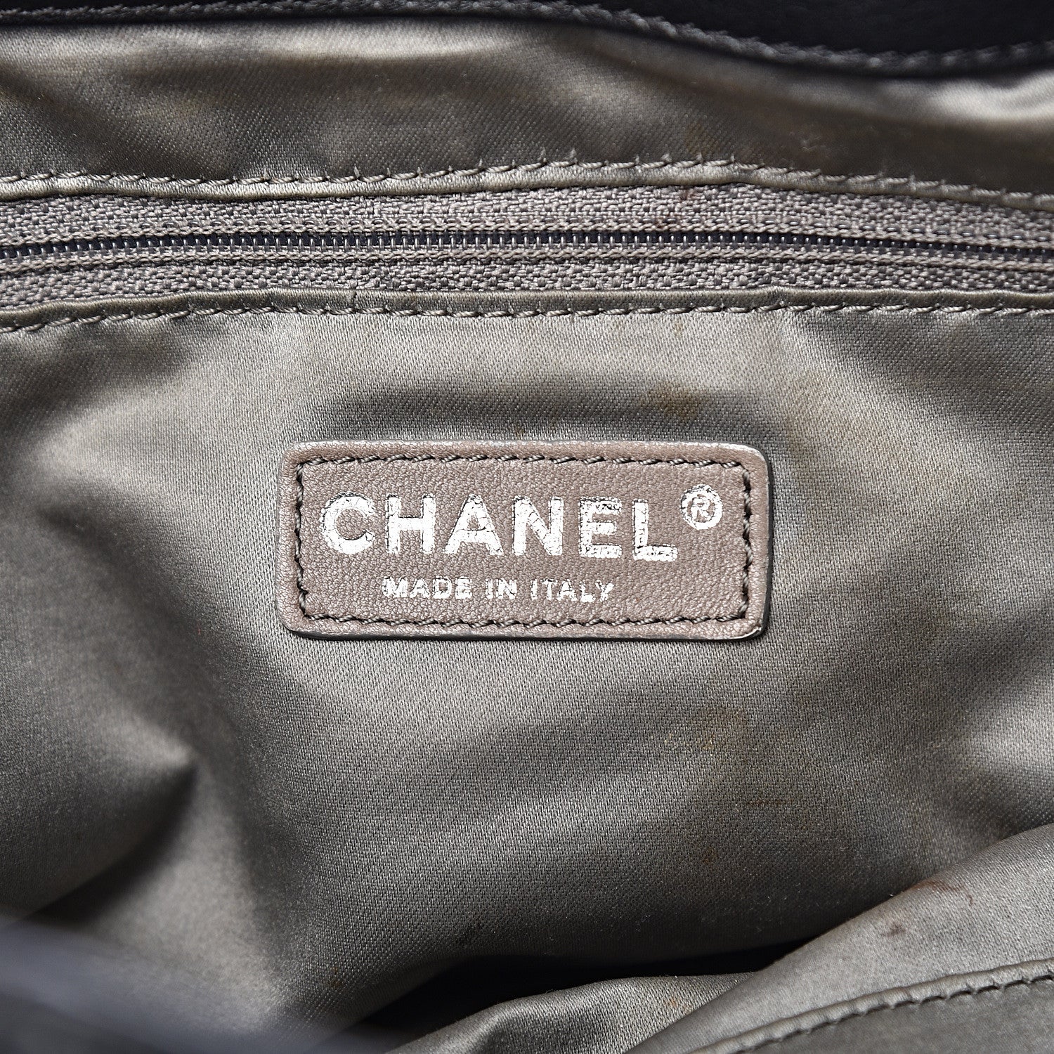 Chanel Calfskin Modern Chain Rhodoid East West Tote Black 6 of 16