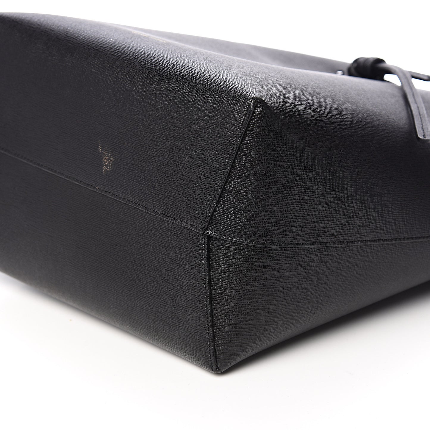 Saffiano Bucket Bag Black Flamma