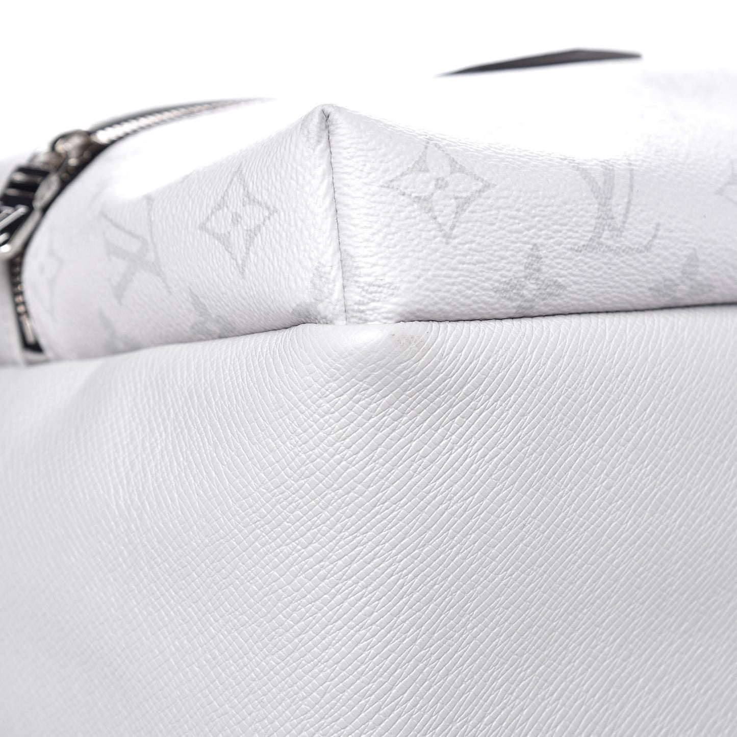 Taiga Discover Backpack PM White