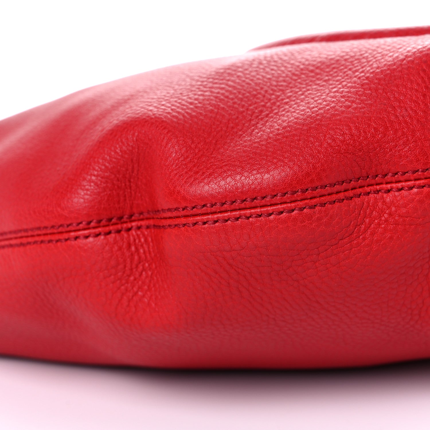 Gucci Pebbled Calfskin Medium Soho Hobo Red 9 of 20