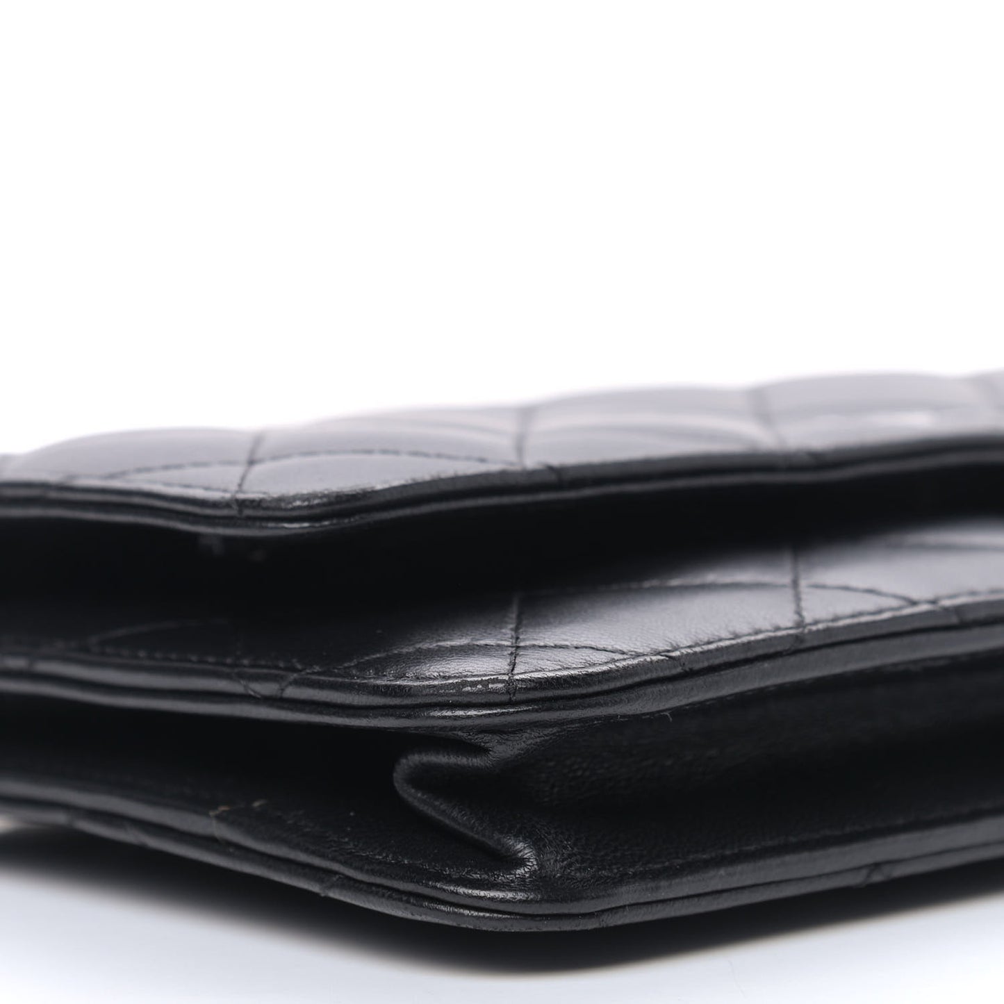Lambskin Quilted Wallet On Chain WOC Black
