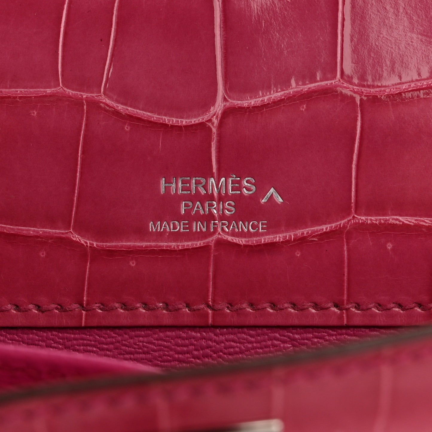 Shiny Porosus Crocodile Kelly Cut Pochette Rose Tyrien