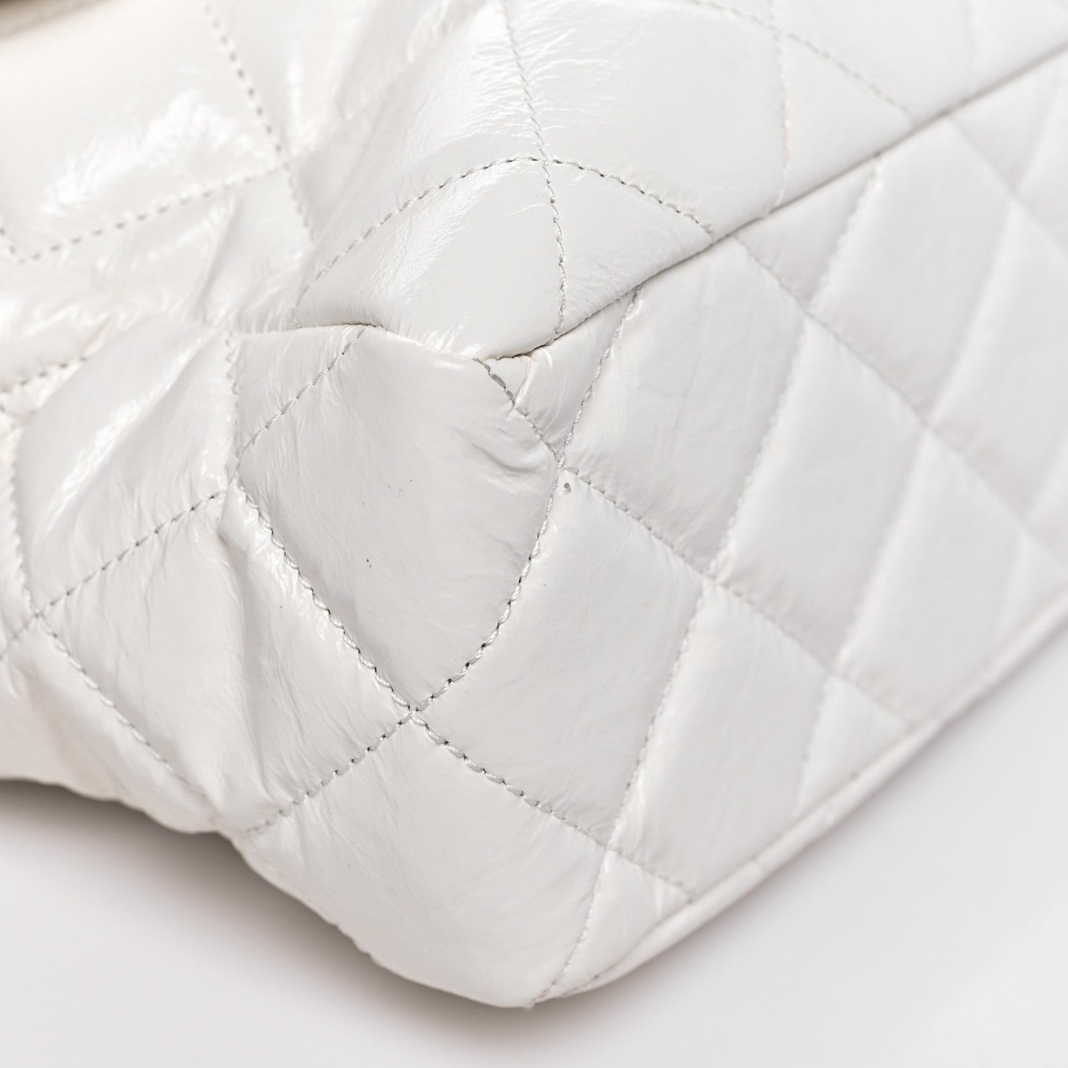Chanel Shiny Crumpled Calfskin Quilted Large Wavy CC Hobo White 9 of 11