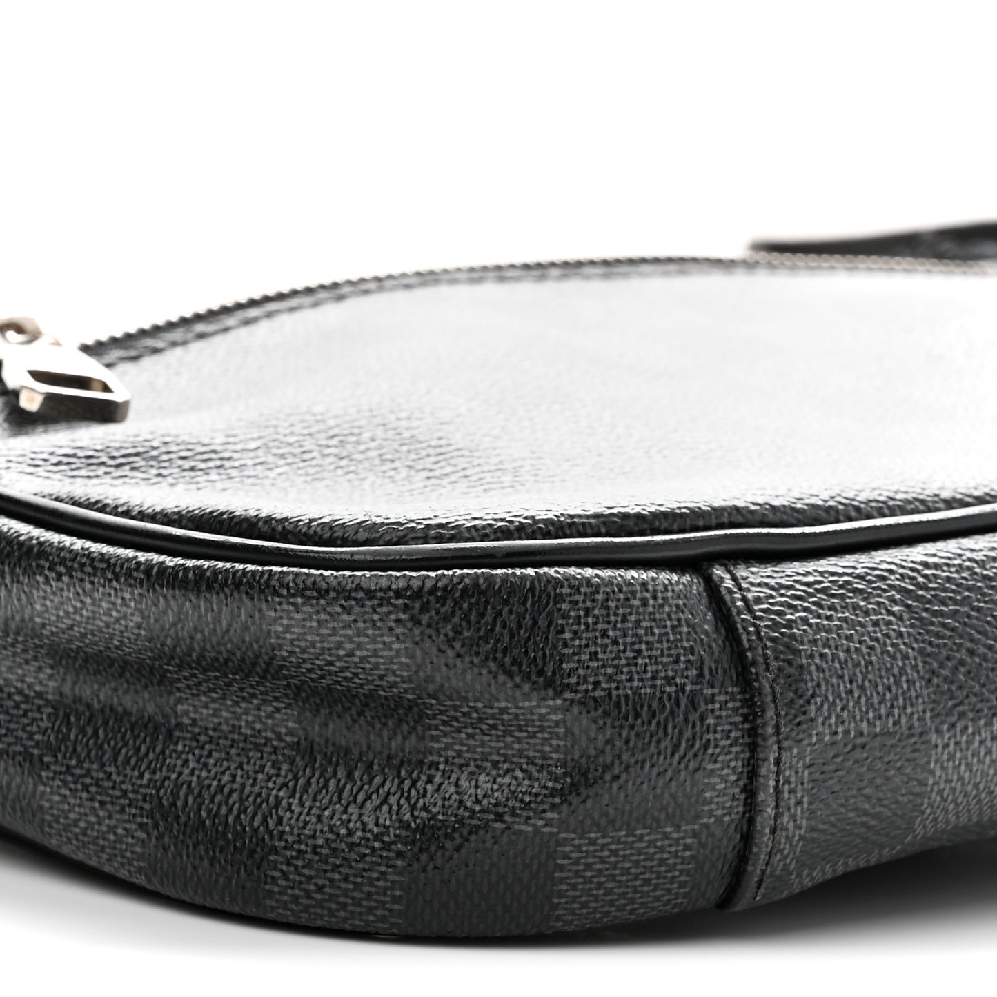 Damier Graphite Ambler