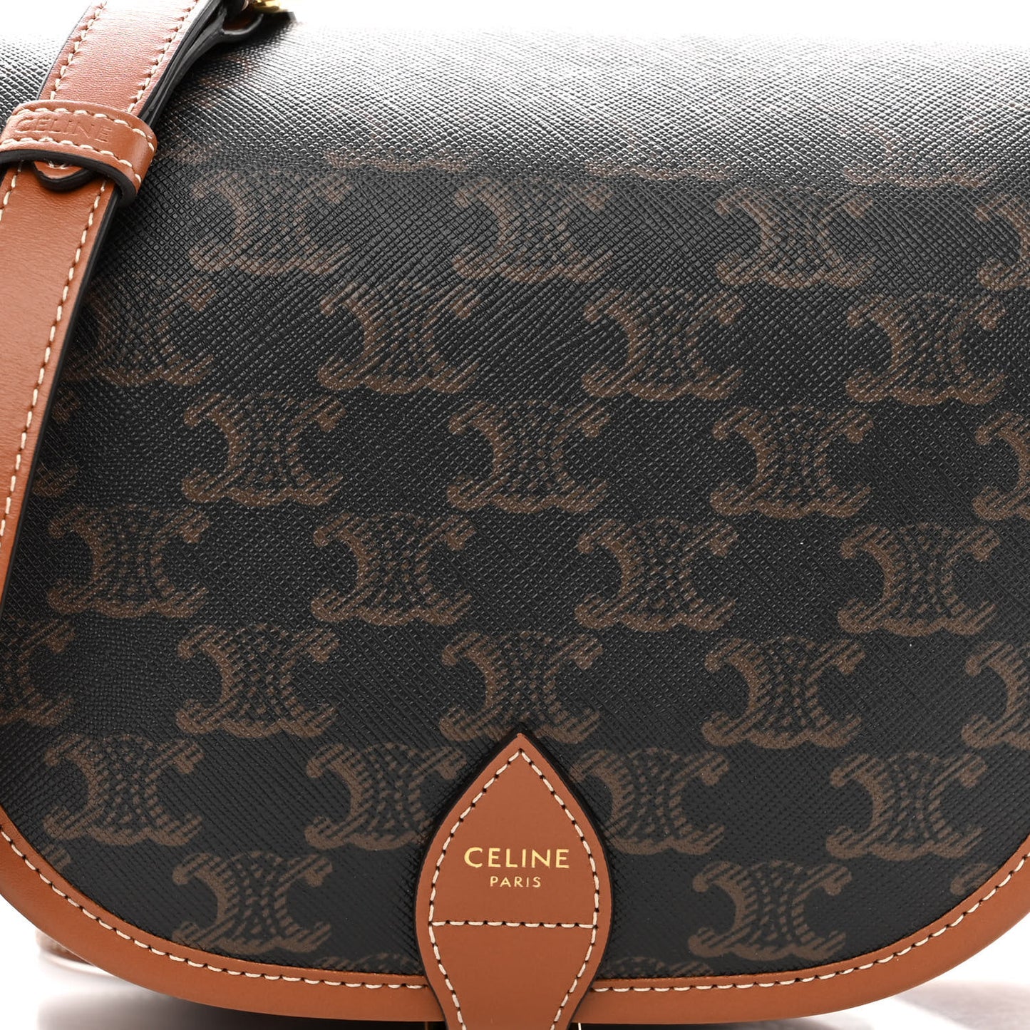 Triomphe Canvas Medium Folco Bag Tan