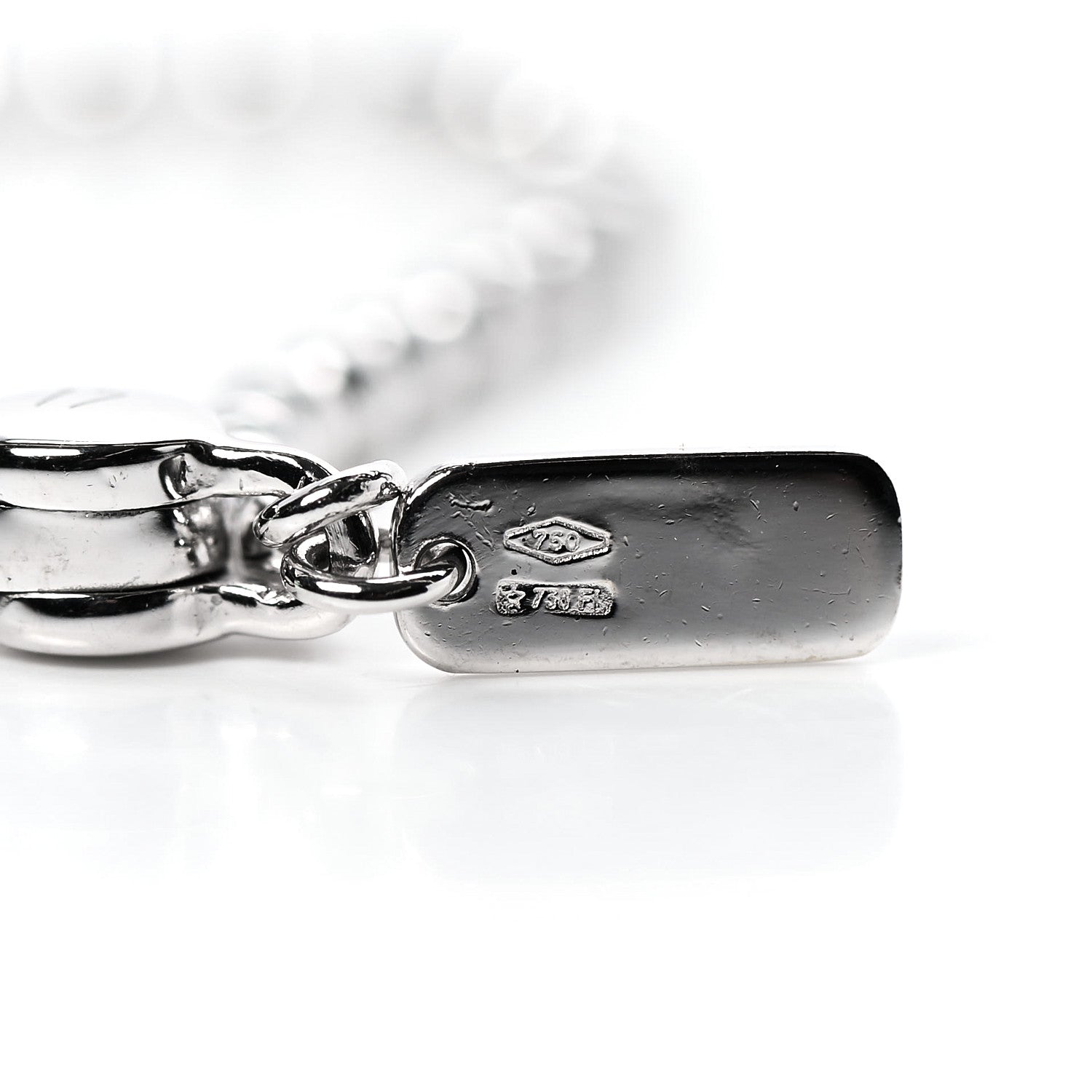 Gucci 18K White Gold Diamond Script Logo Chain Bracelet 4 of 5