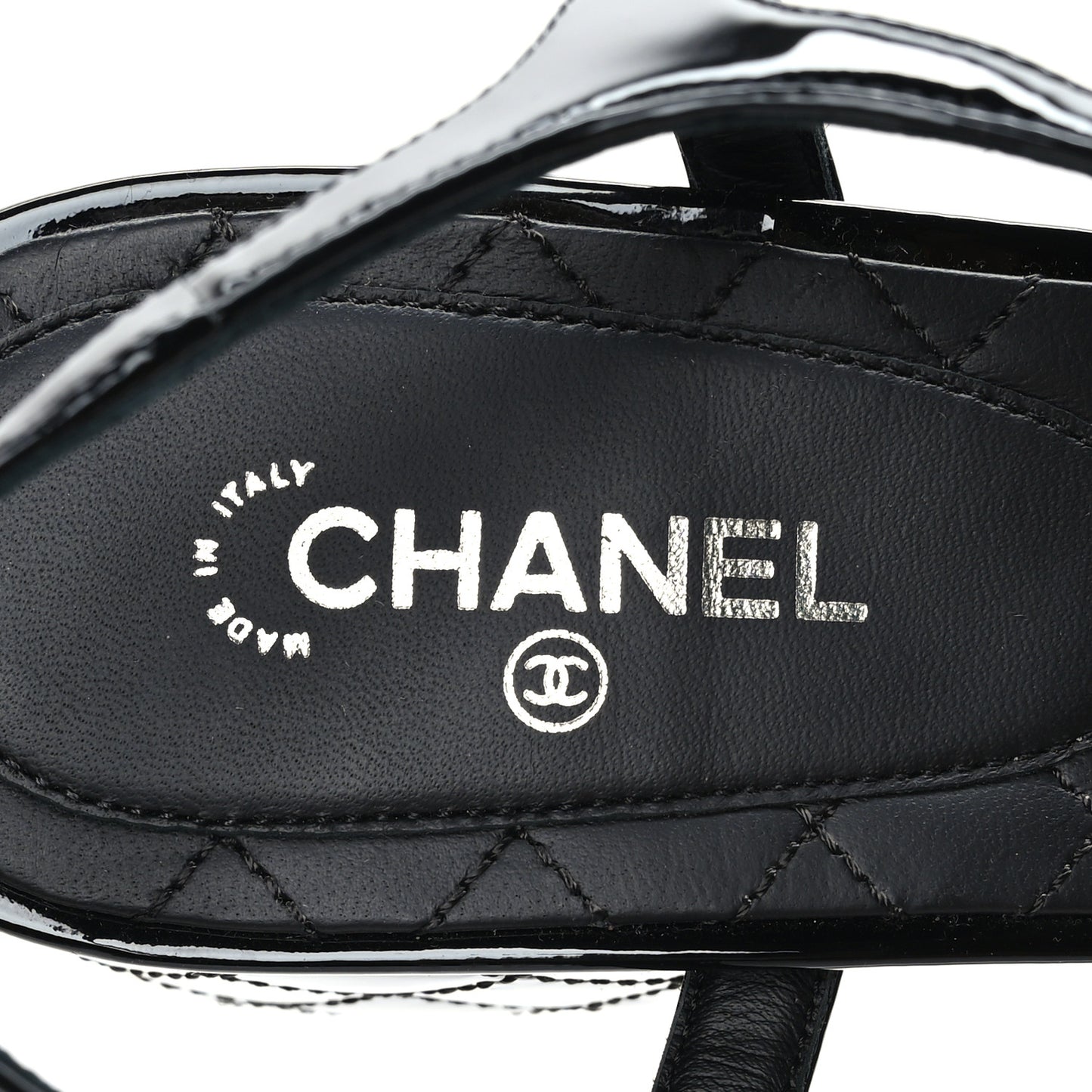 Patent CC Logo Thong Sandals 39 Black