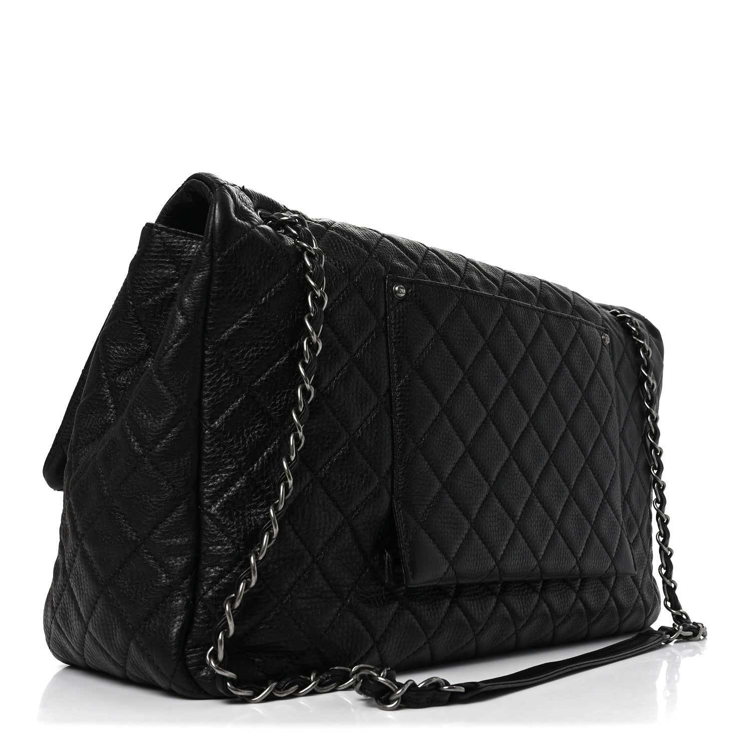 CHANEL ブラック キルティング バッグ Chanel Grained Calfskin Quilted XXL Travel Flap Bag Black 1904558