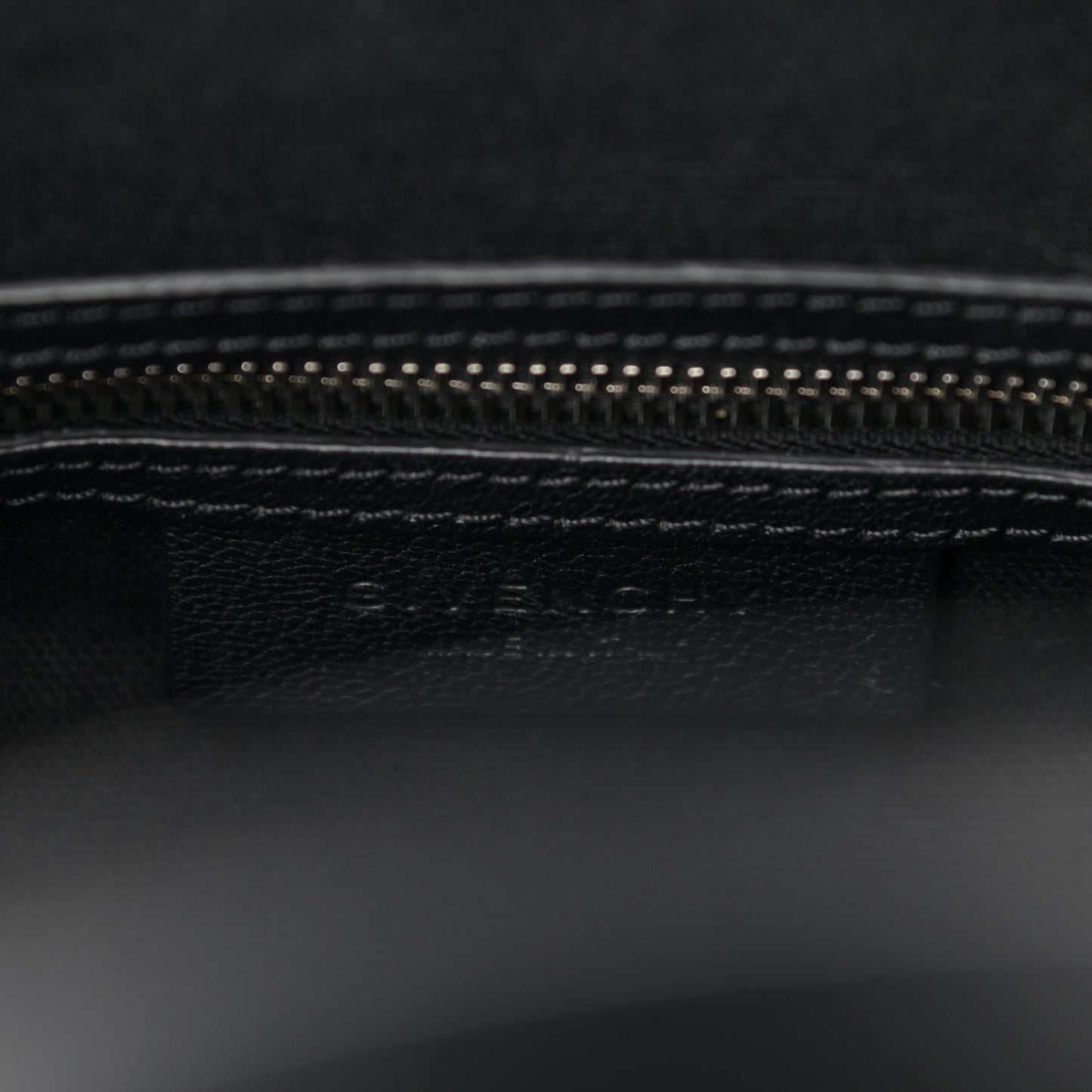 Sugar Goatskin Small Antigona Black