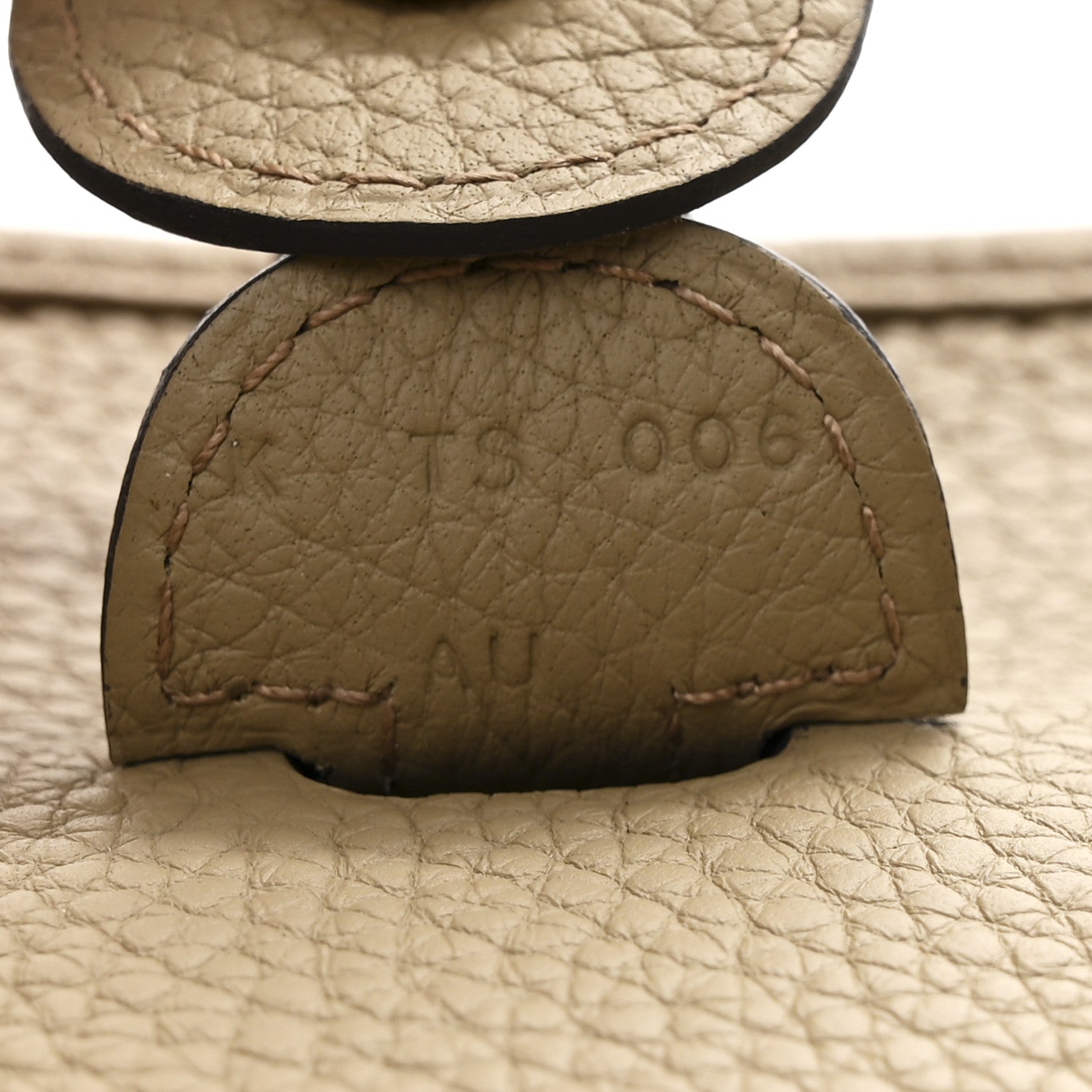 Hermes Taurillon Clemence EVELYNE III PM Trench 8 of 10