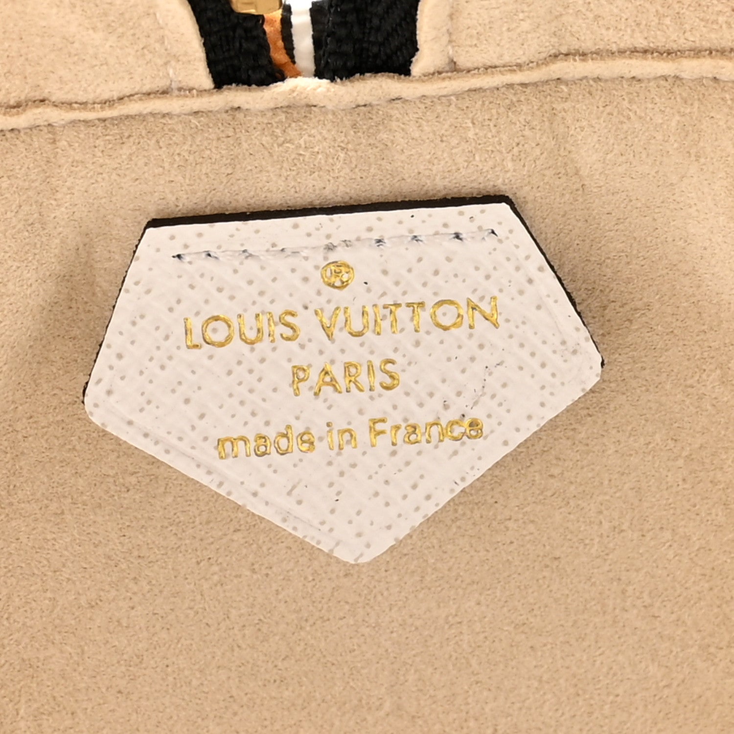 Louis Vuitton Monogram Giant Jungle Beach Pouch Ivory 6 of 11