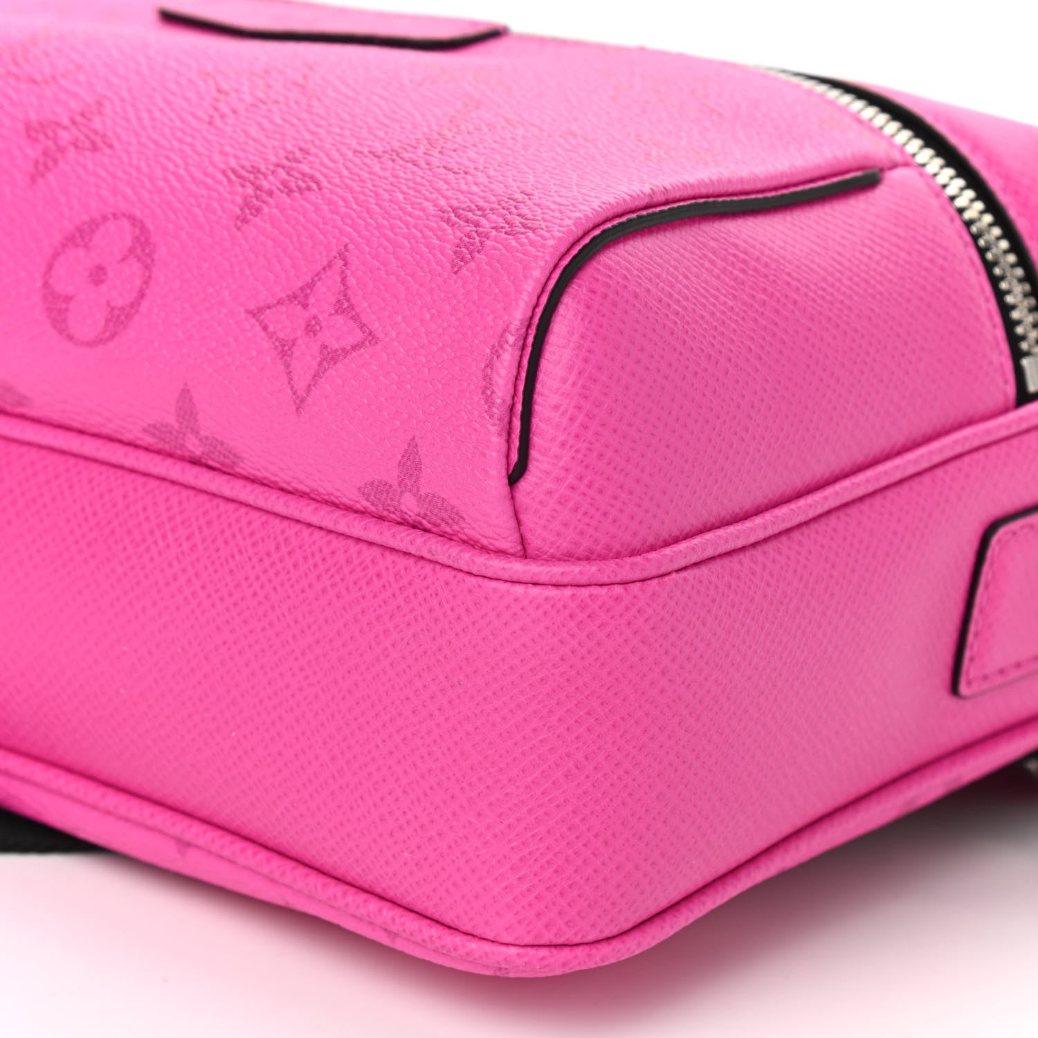Louis Vuitton Taigarama Outdoor Messenger Fuchsia 10 of 10
