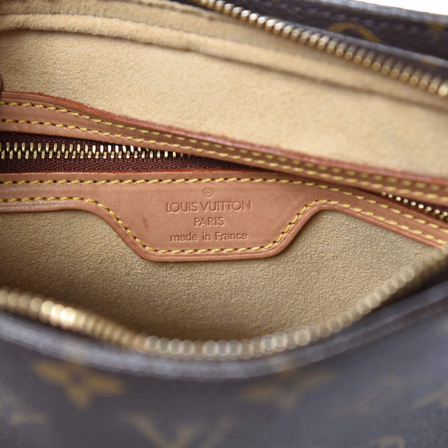 Monogram Looping MM