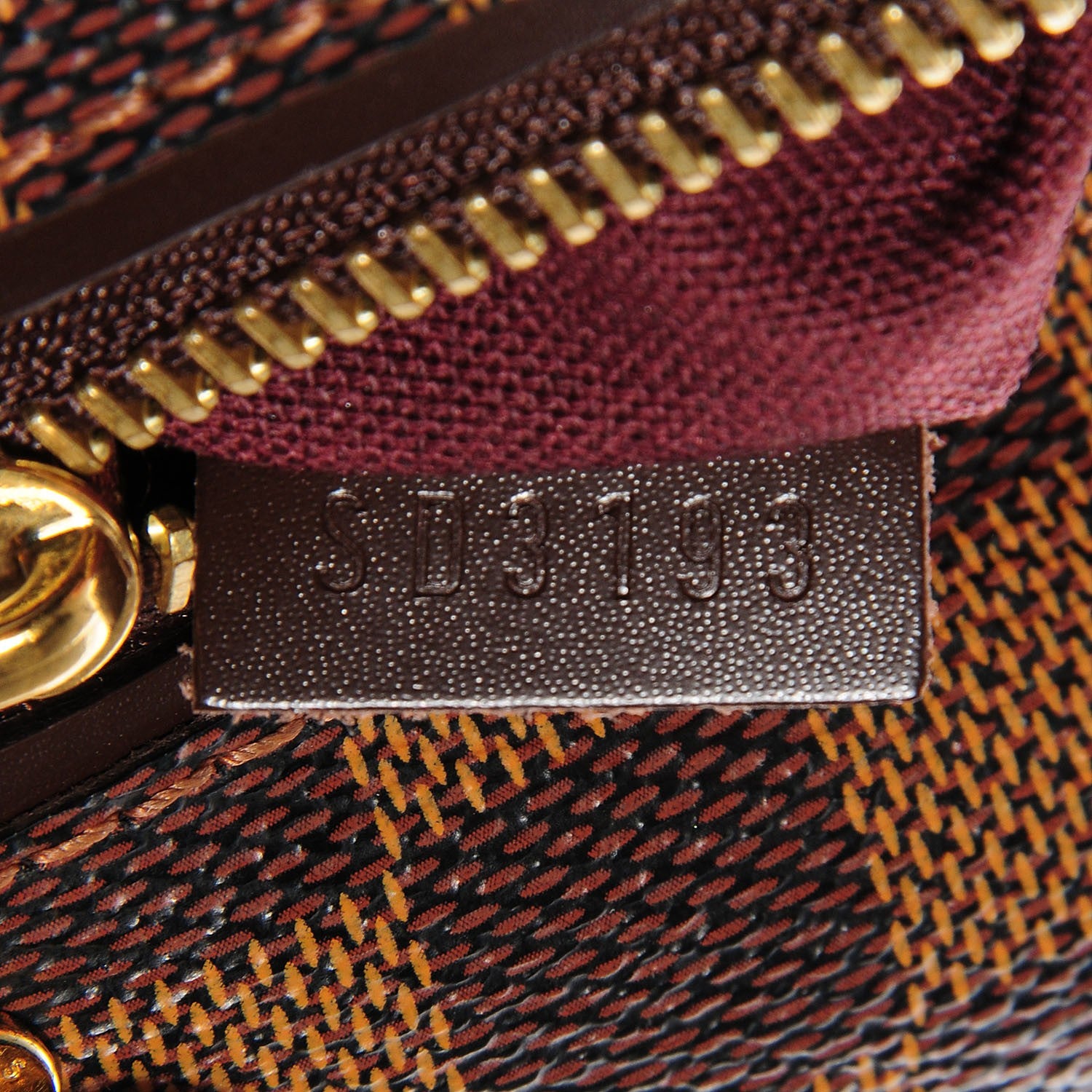 Louis Vuitton Damier Ebene Hoxton GM 7 of 8