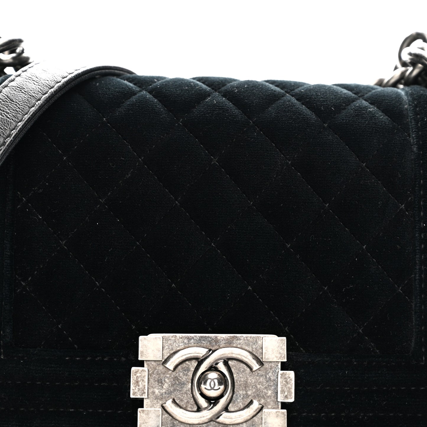 Velvet Quilted Small Boy Flap Black