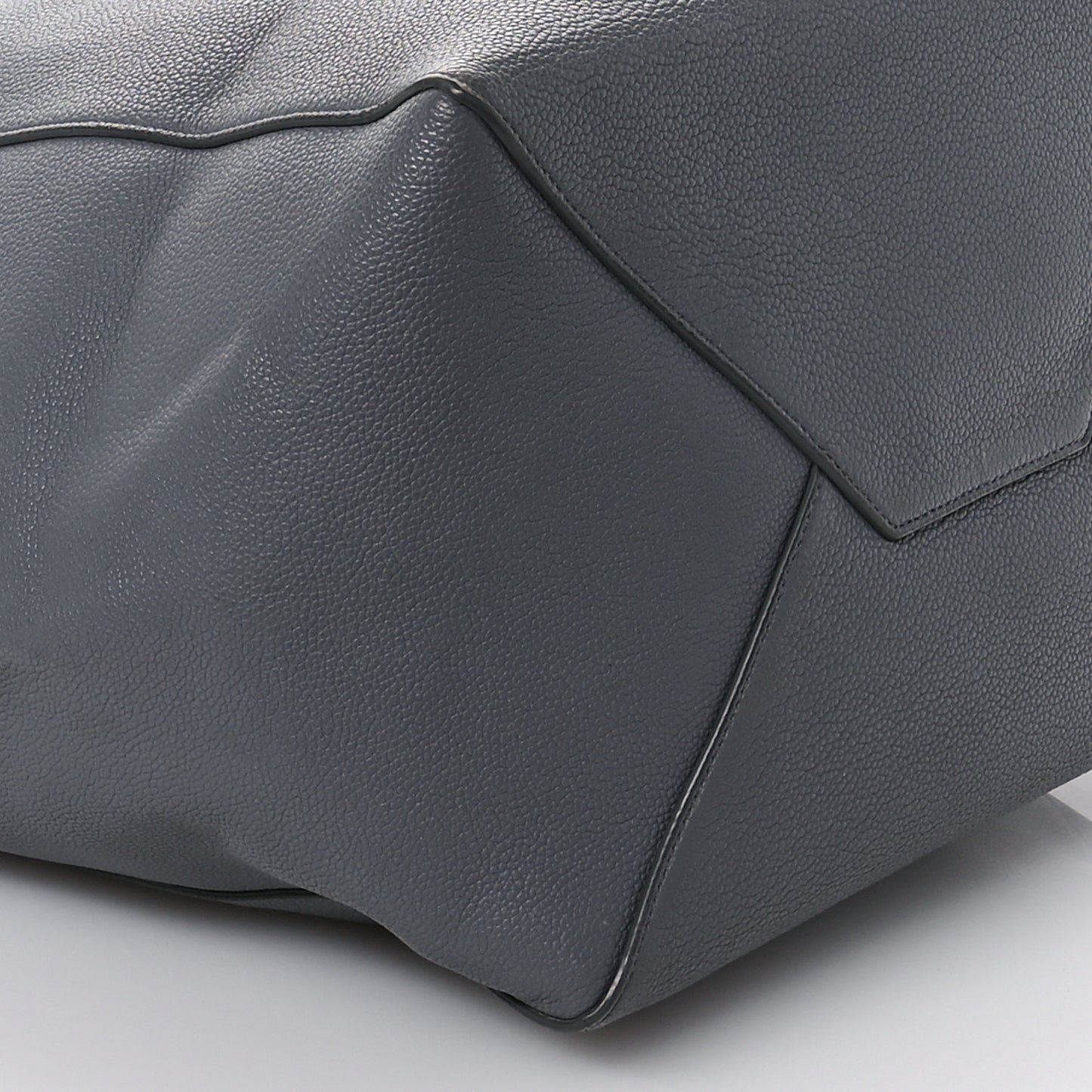 Soft Grained Calfskin Small Belt Cabas Phantom Medium Grey