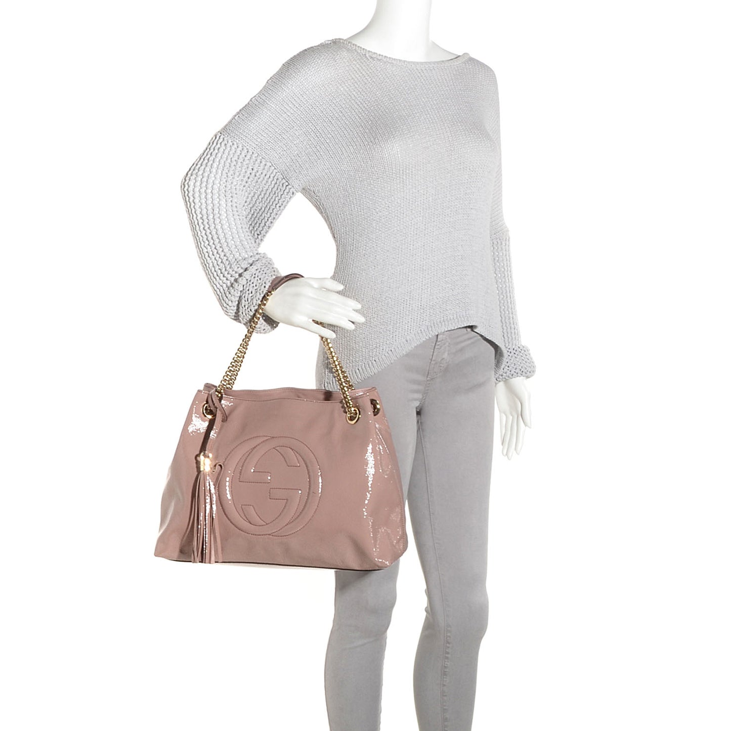 Patent Medium Soho Chain Shoulder Bag Dark Cipria