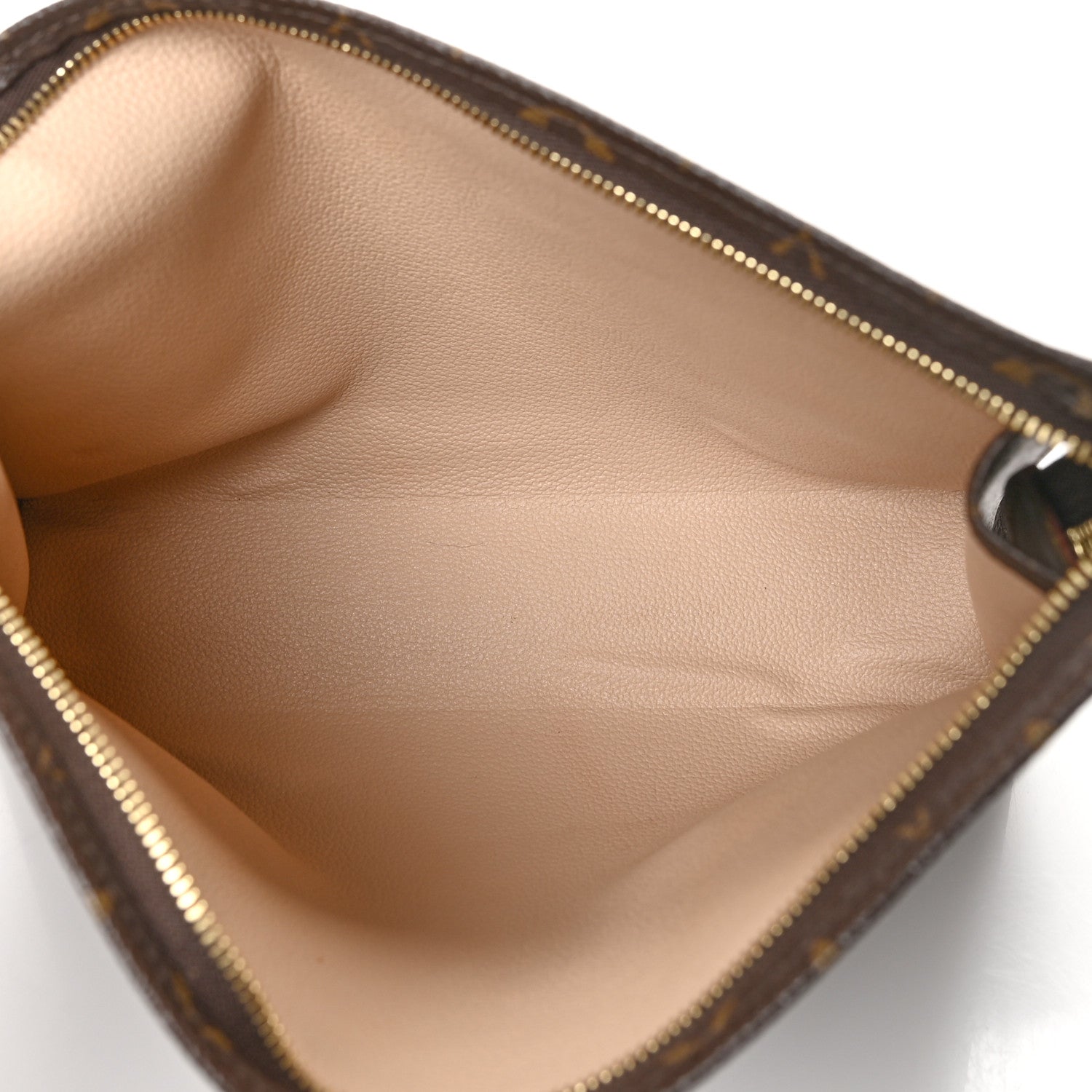 Louis Vuitton Monogram Toiletry Pouch 26 5 of 9