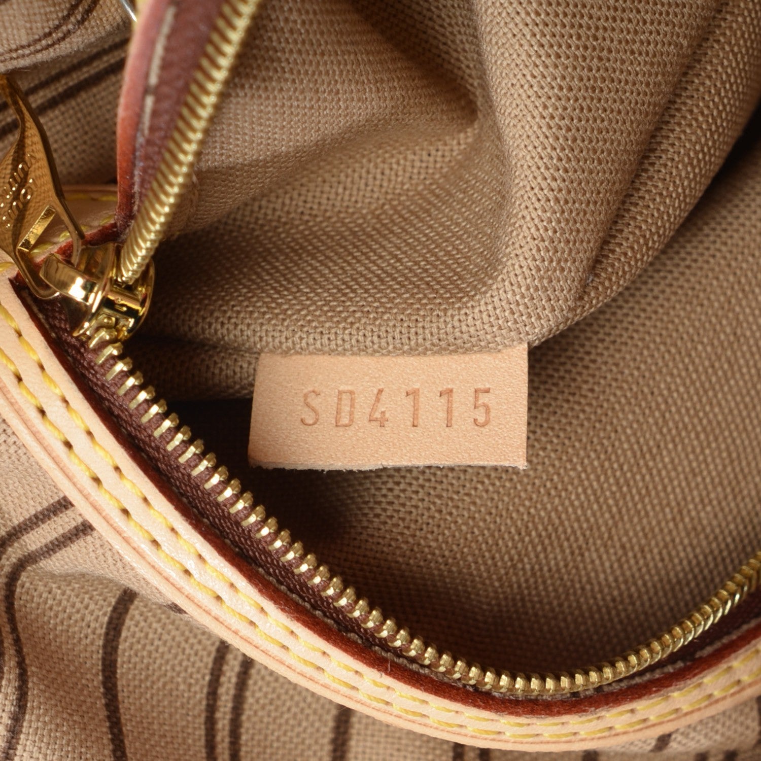 Louis Vuitton Monogram Delightful GM 8 of 8