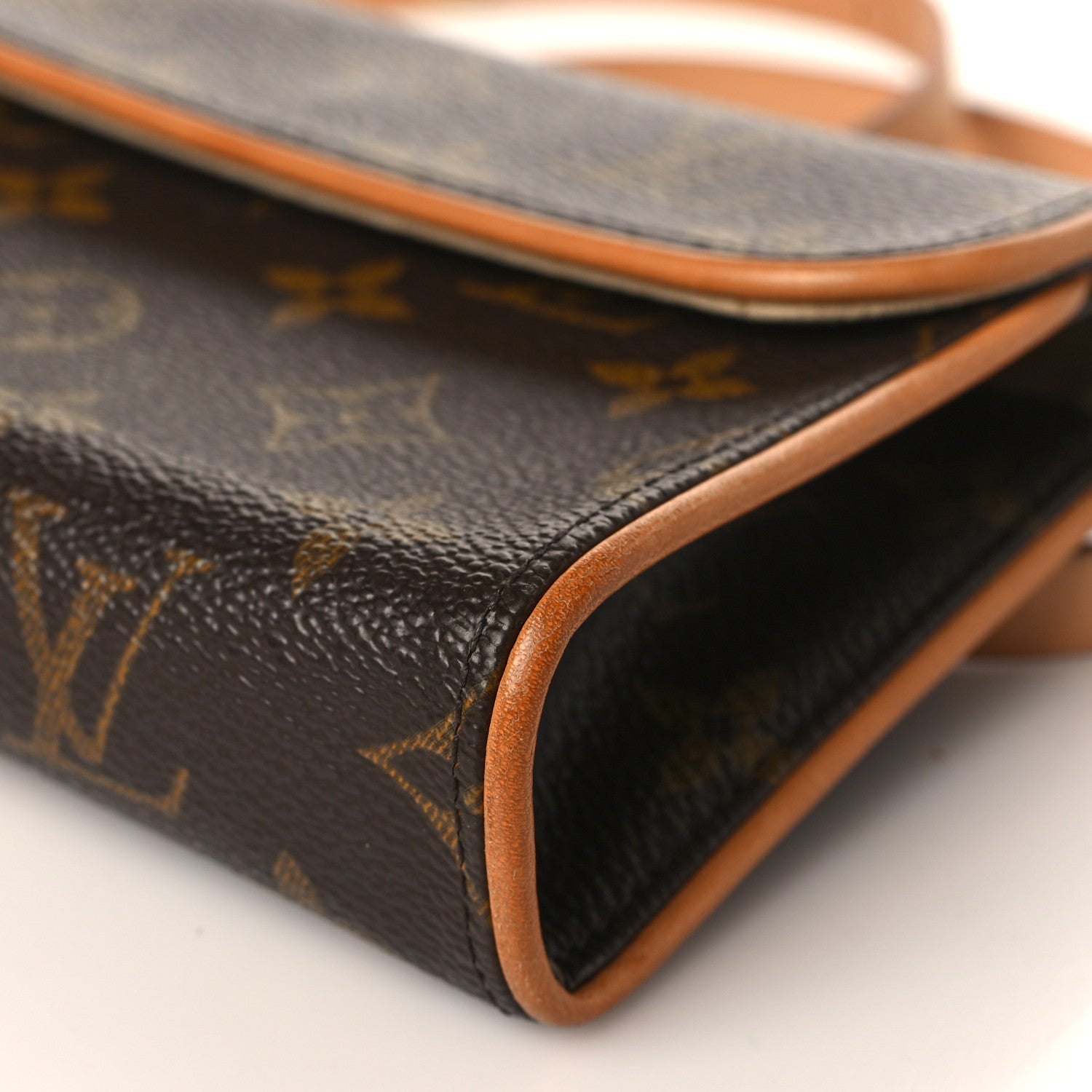 Louis Vuitton Monogram Pochette Florentine XS 9 of 9