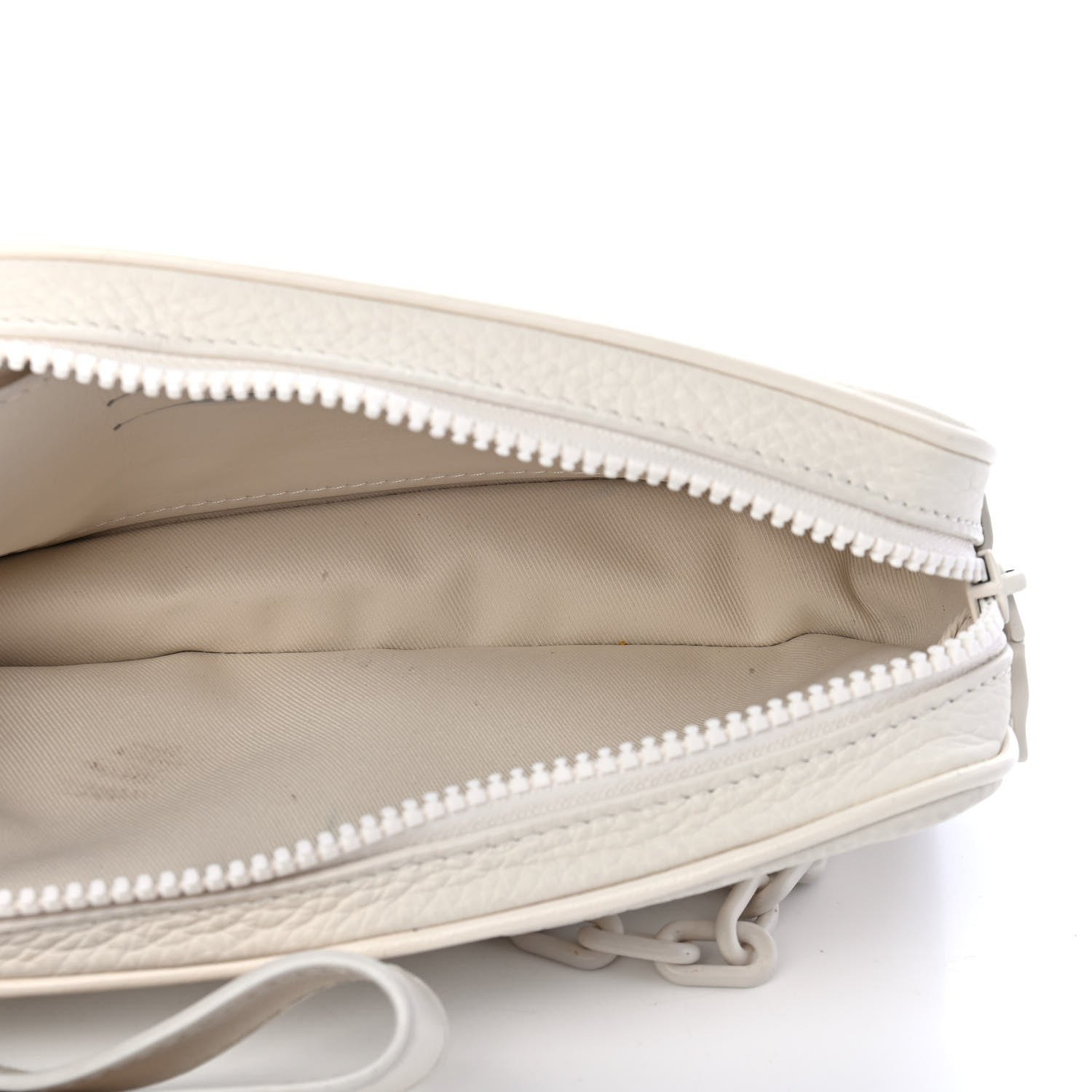 Louis Vuitton Taurillon Monogram Pochette Volga White 5 of 8