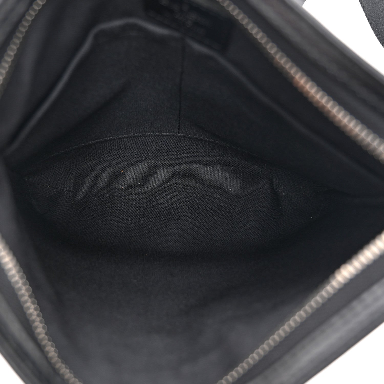 Louis Vuitton Damier Graphite Thomas 5 of 10