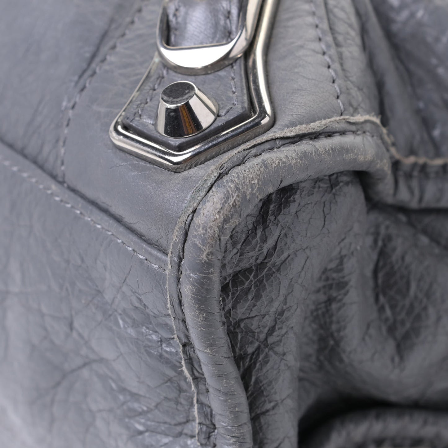 Chevre Silver Metallic Edge Hardware Mini City Gris Cendre