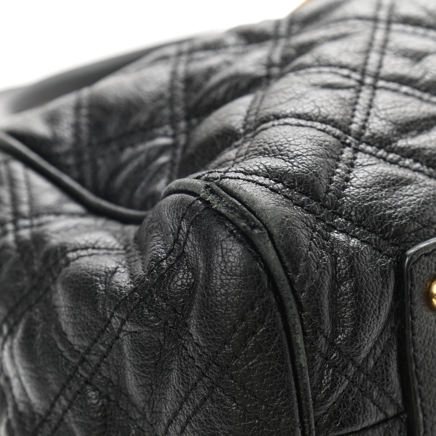 Calfskin Quilted Stam Black