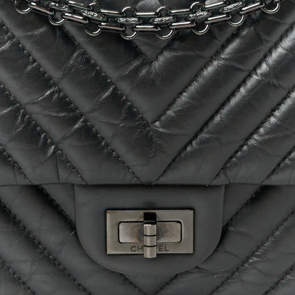 Chanel Aged Calfskin Chevron Quilted 2.55 Reissue 226 So Black 7 of 9