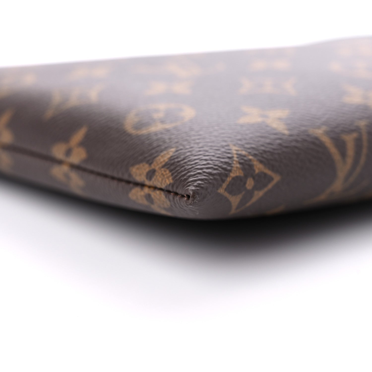 Louis Vuitton Monogram Discovery Pochette GM 8 of 9