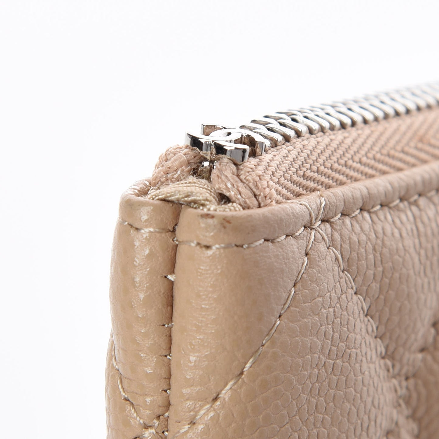 Caviar Quilted Small Cosmetic Case Beige