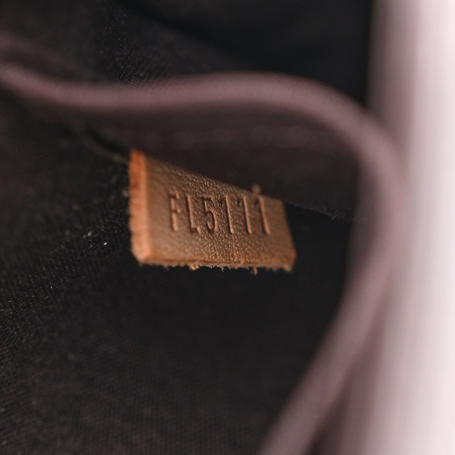 Louis Vuitton Vernis Bellflower PM Amarante 7 of 14