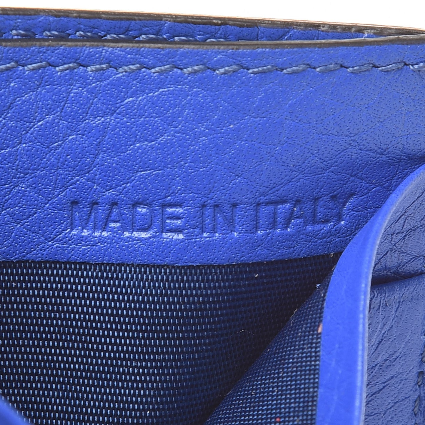 Pebbled Calfskin Rockstud Card Holder Acid Blue