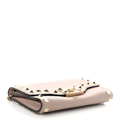 Valentino Garavani Pebbled Calfskin Rockstud Flip Lock Wallet On Chain Poudre 4 of 10