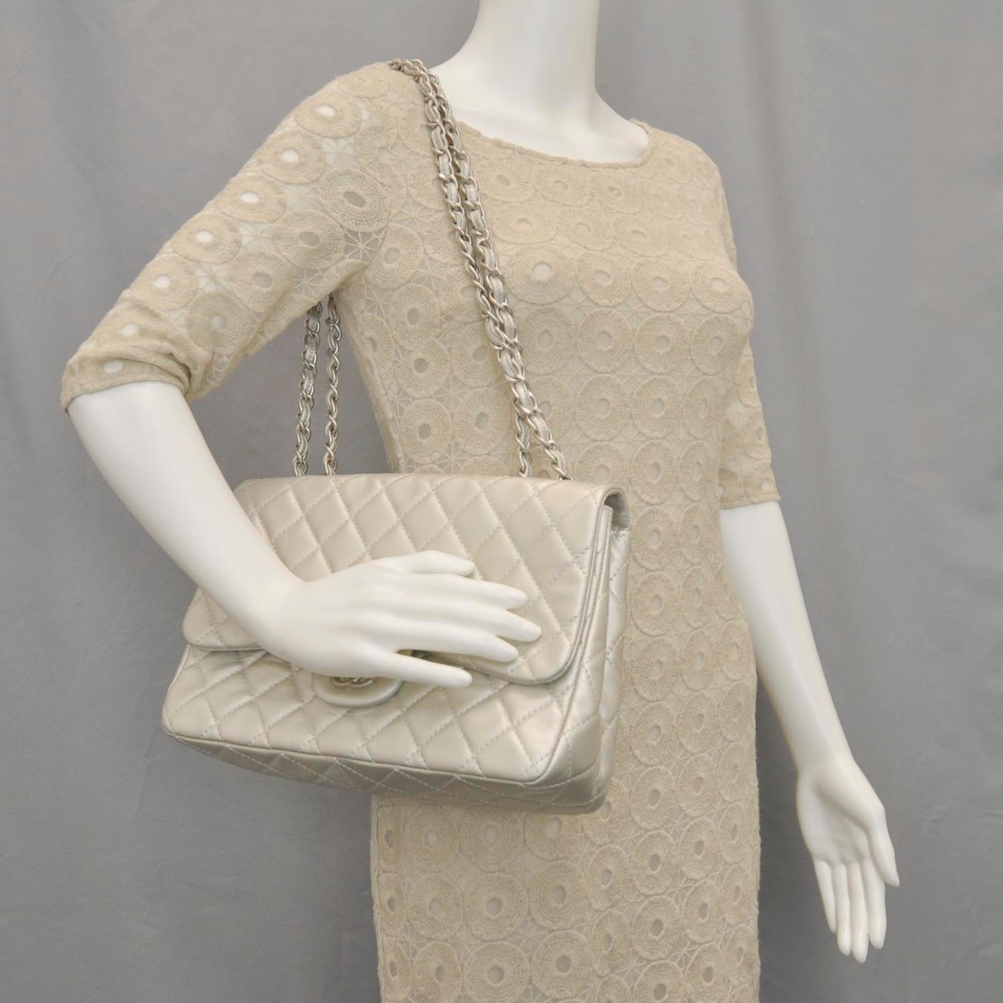 Lambskin Jumbo Flap Silver