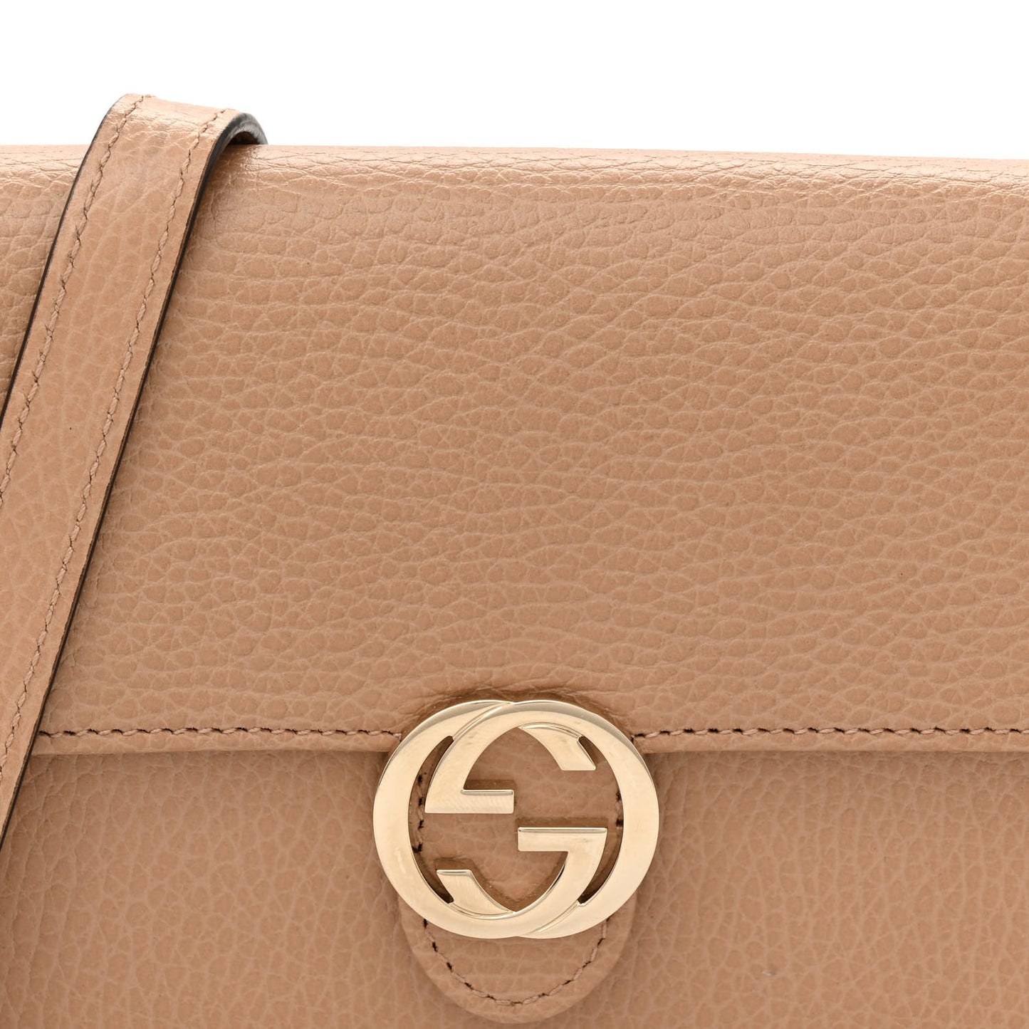 Dollar Calfskin Interlocking G Chain Wallet Camelia