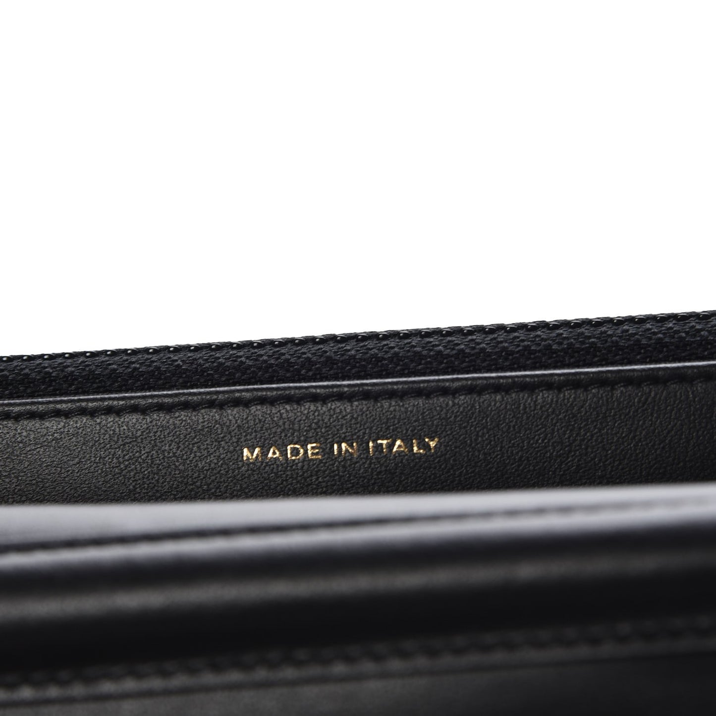 Caviar Chevron Quilted Boy Wallet On Chain WOC Black