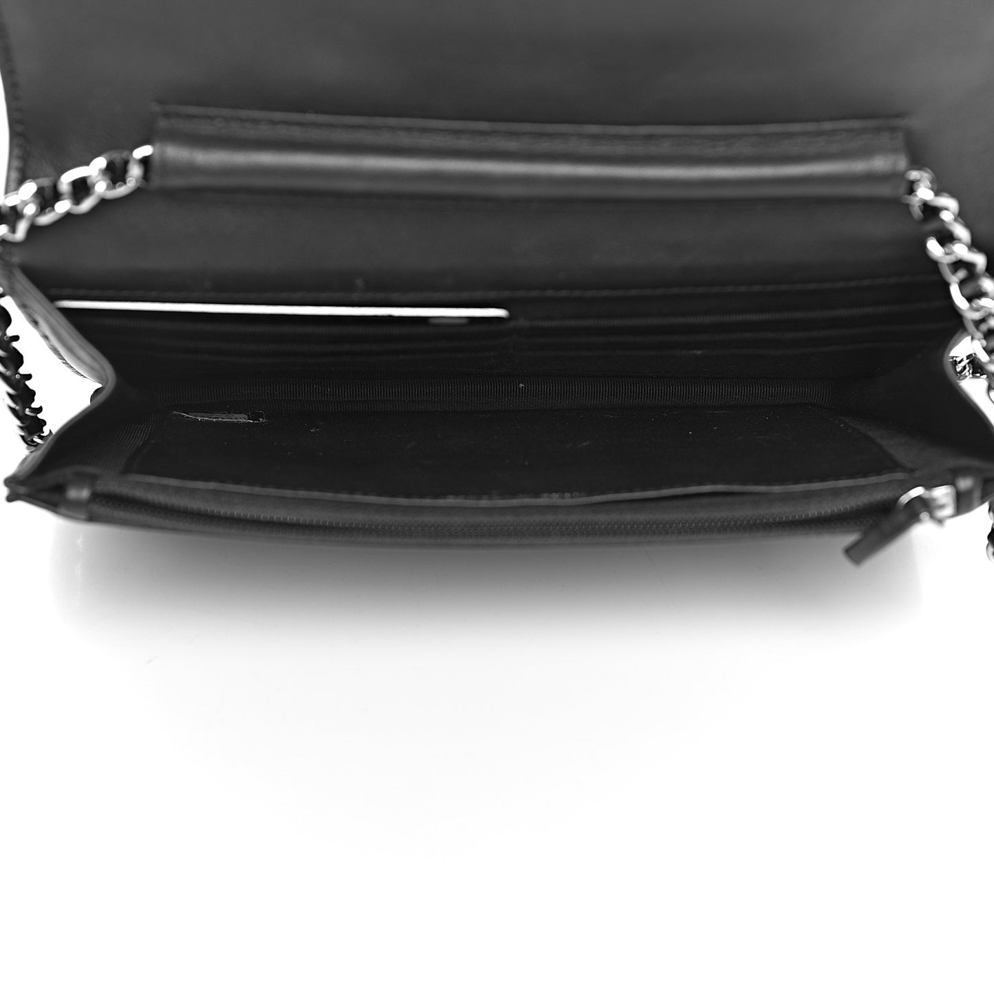 Patent Quilted Wallet On Chain WOC Black