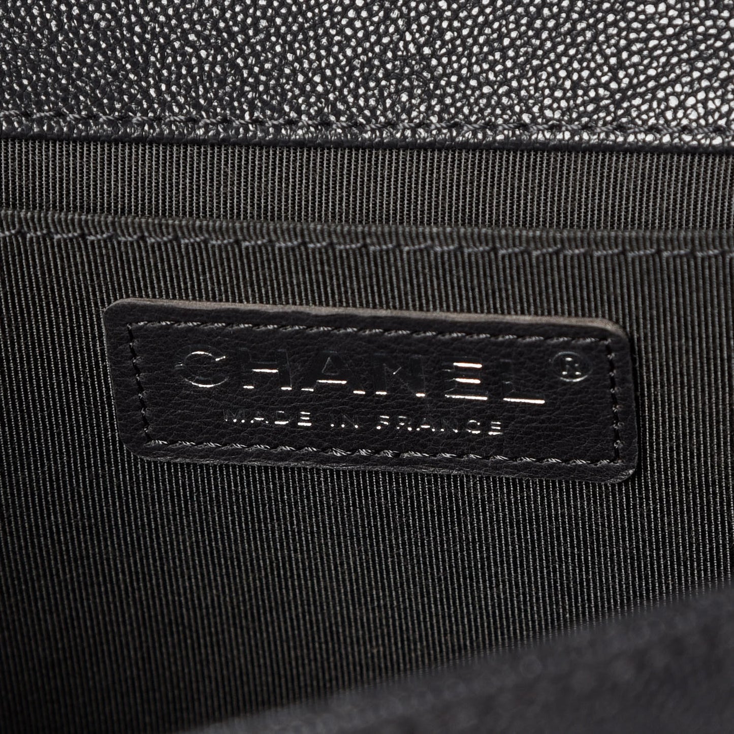 Caviar Quilted Medium Boy Flap Charcoal