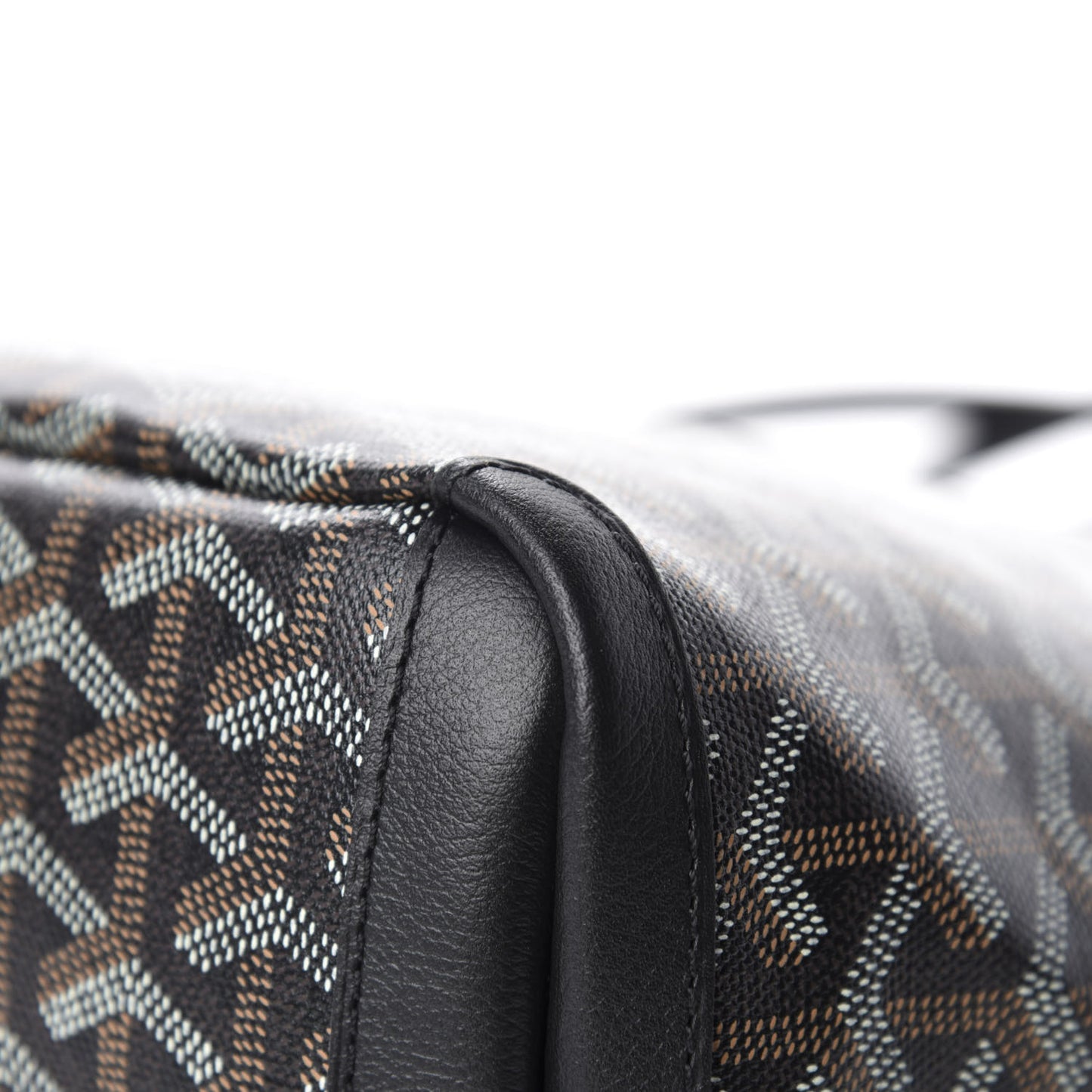 Goyardine Artois PM Black