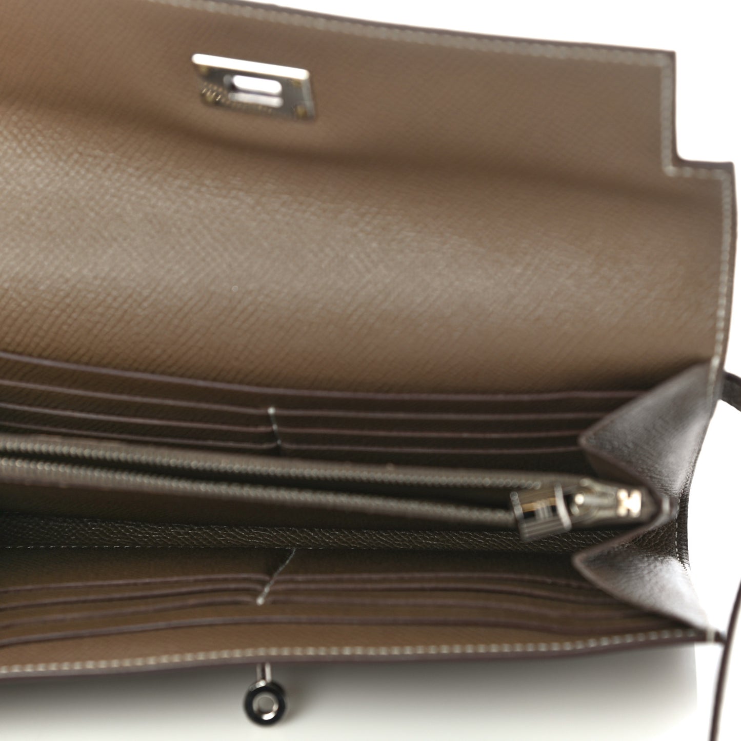 Epsom Kelly Longue Wallet Etoupe