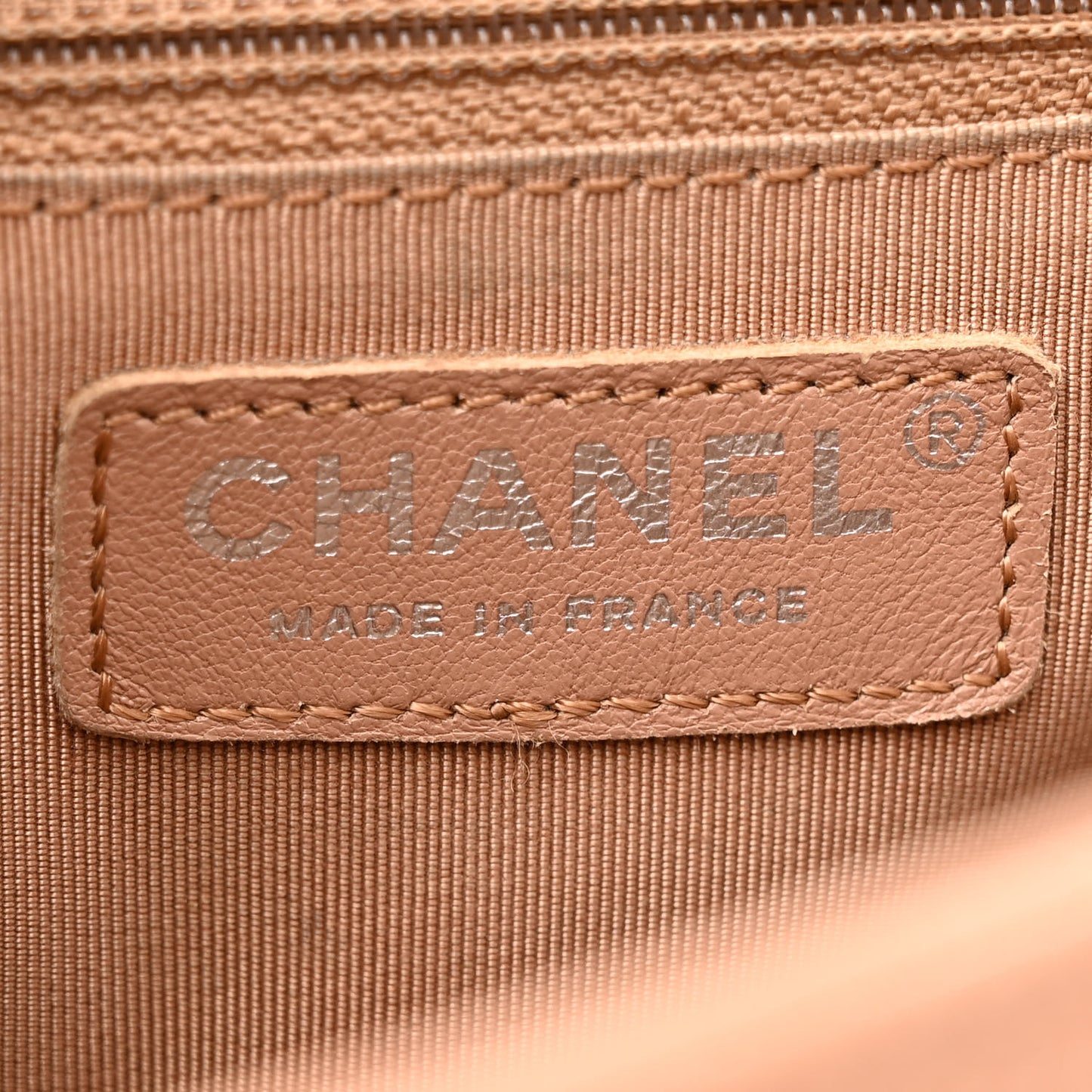 Caviar Quilted New Medium Boy Flap Light Brown