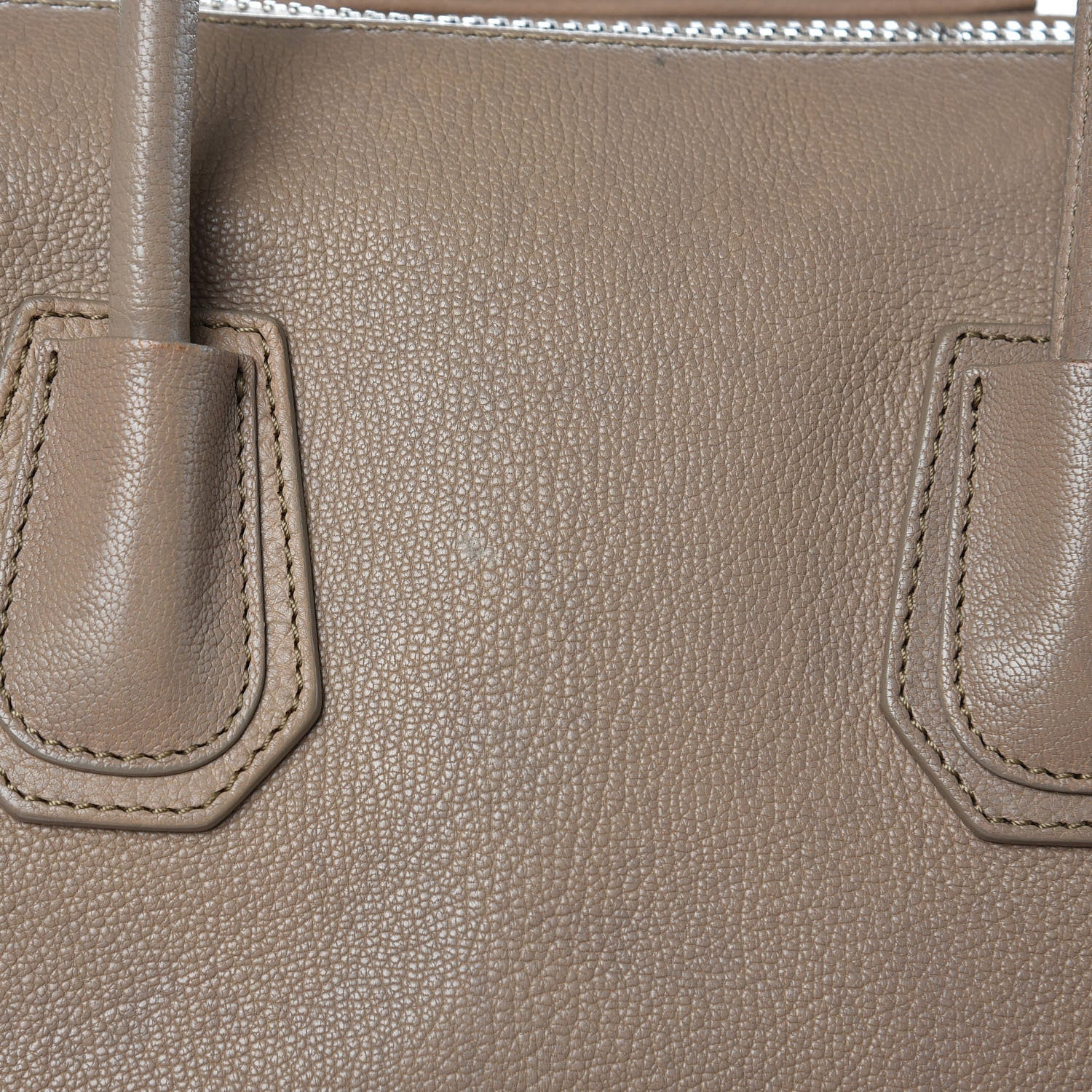 Givenchy Sugar Goatskin Medium Antigona Beige 13 of 22
