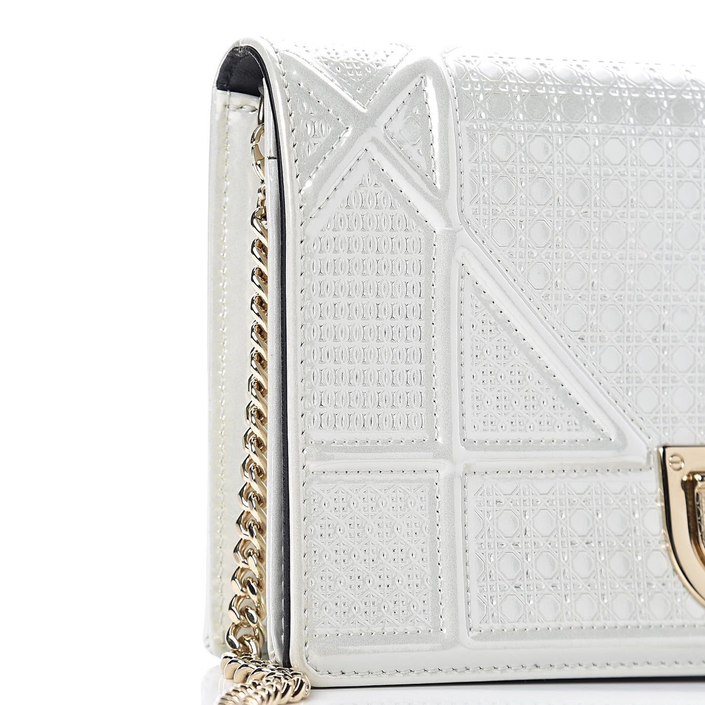 Patent Micro-Cannage Diorama Wallet on Chain Pouch White