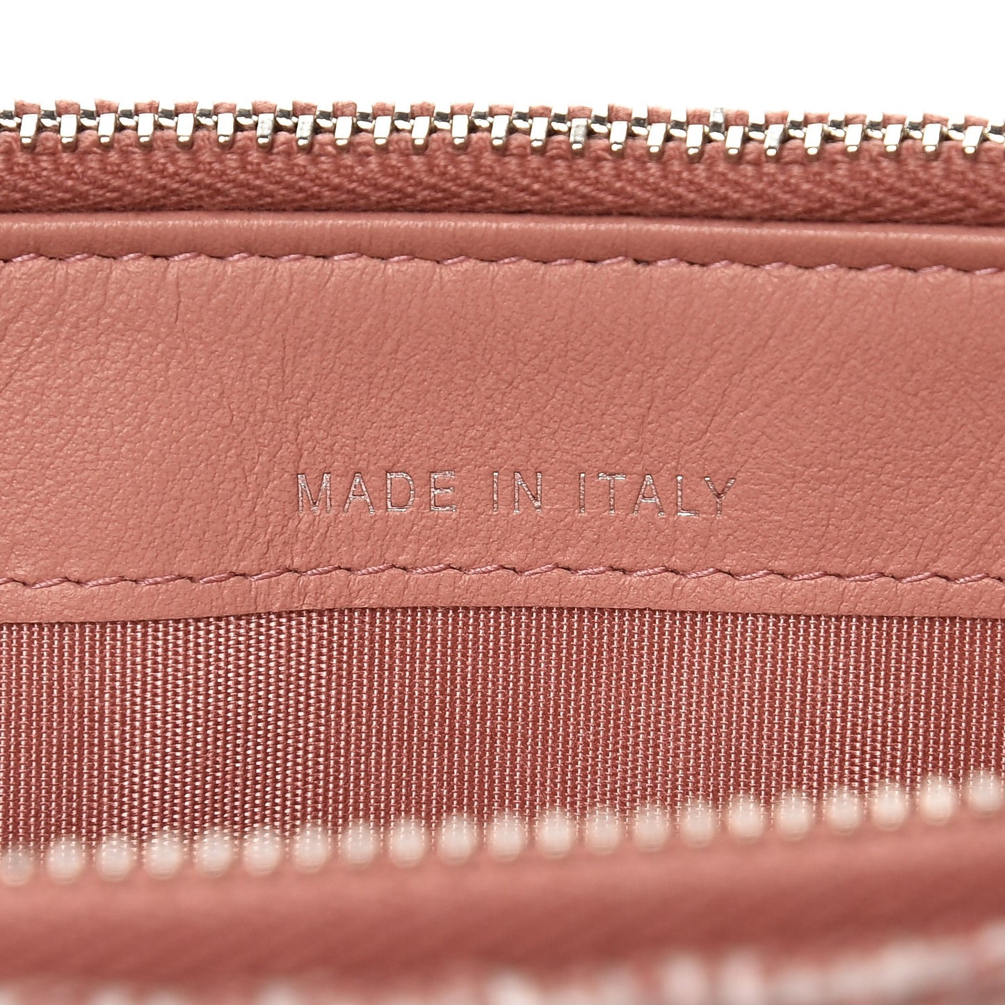 Canvas Small Deauville Clutch With Chain Pink