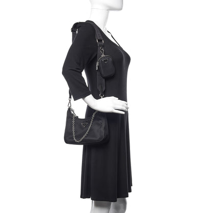 Prada Nylon Re-Edition 2005 Shoulder Bag Black 2 of 10