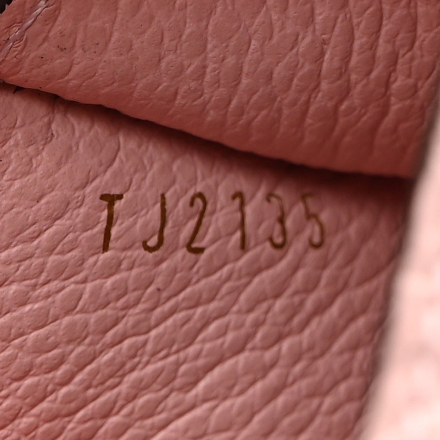 LOUIS VUITTON Empreinte Key Pouch Rose Ballerine