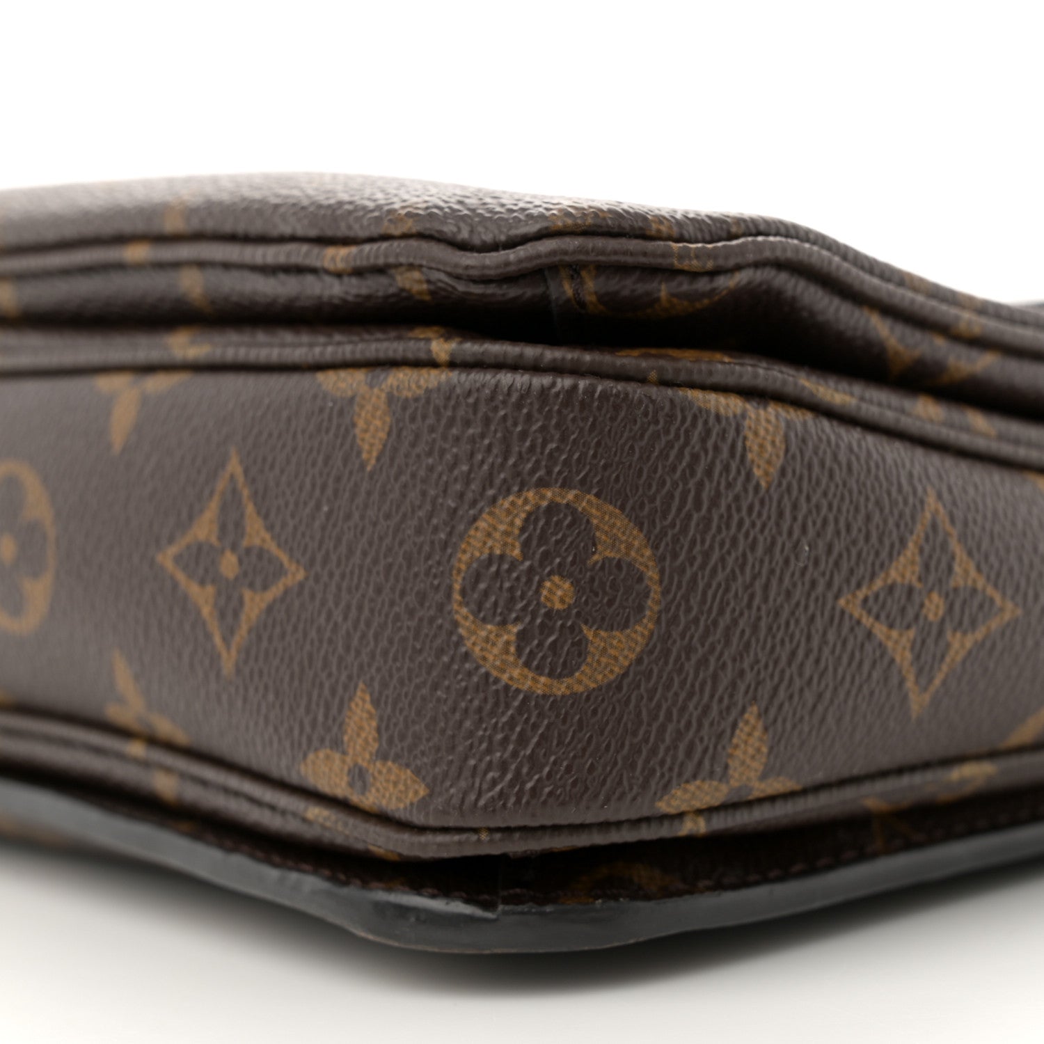 Louis Vuitton Monogram Pochette Metis 9 of 13