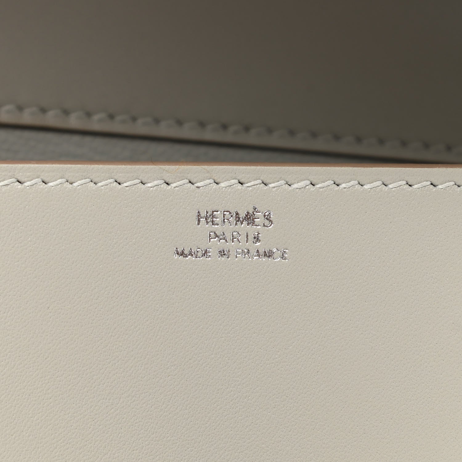 Hermes Tadelakt Medor Clutch 23 Gris Perle 5 of 7