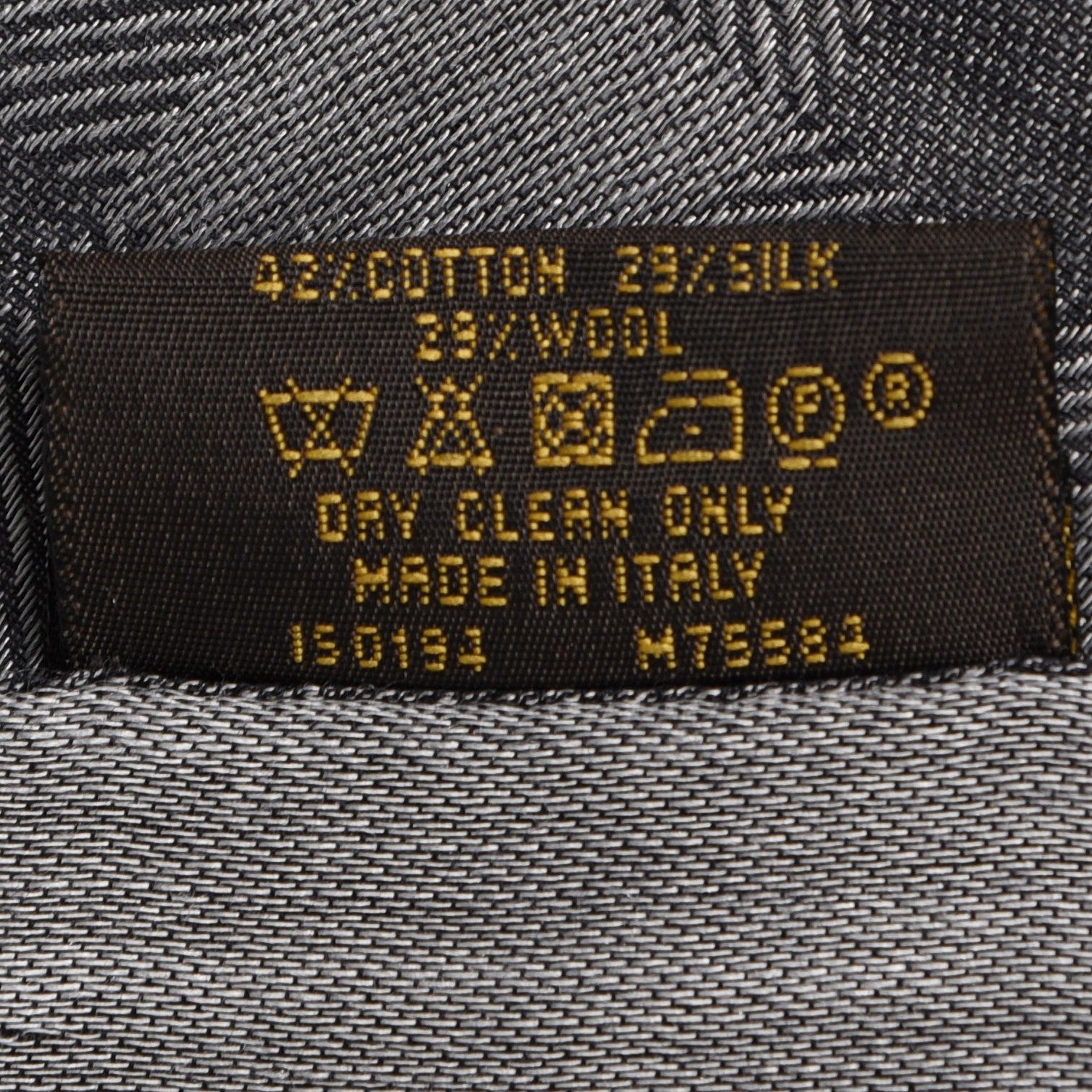 Louis Vuitton Cotton Silk Wool Damier Stole Gris 7 of 7